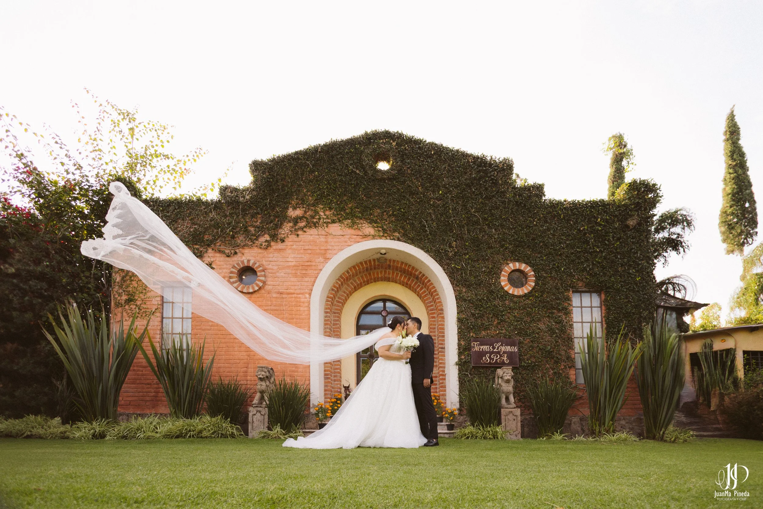 First Look+Hacienda Magdalena-17.jpg