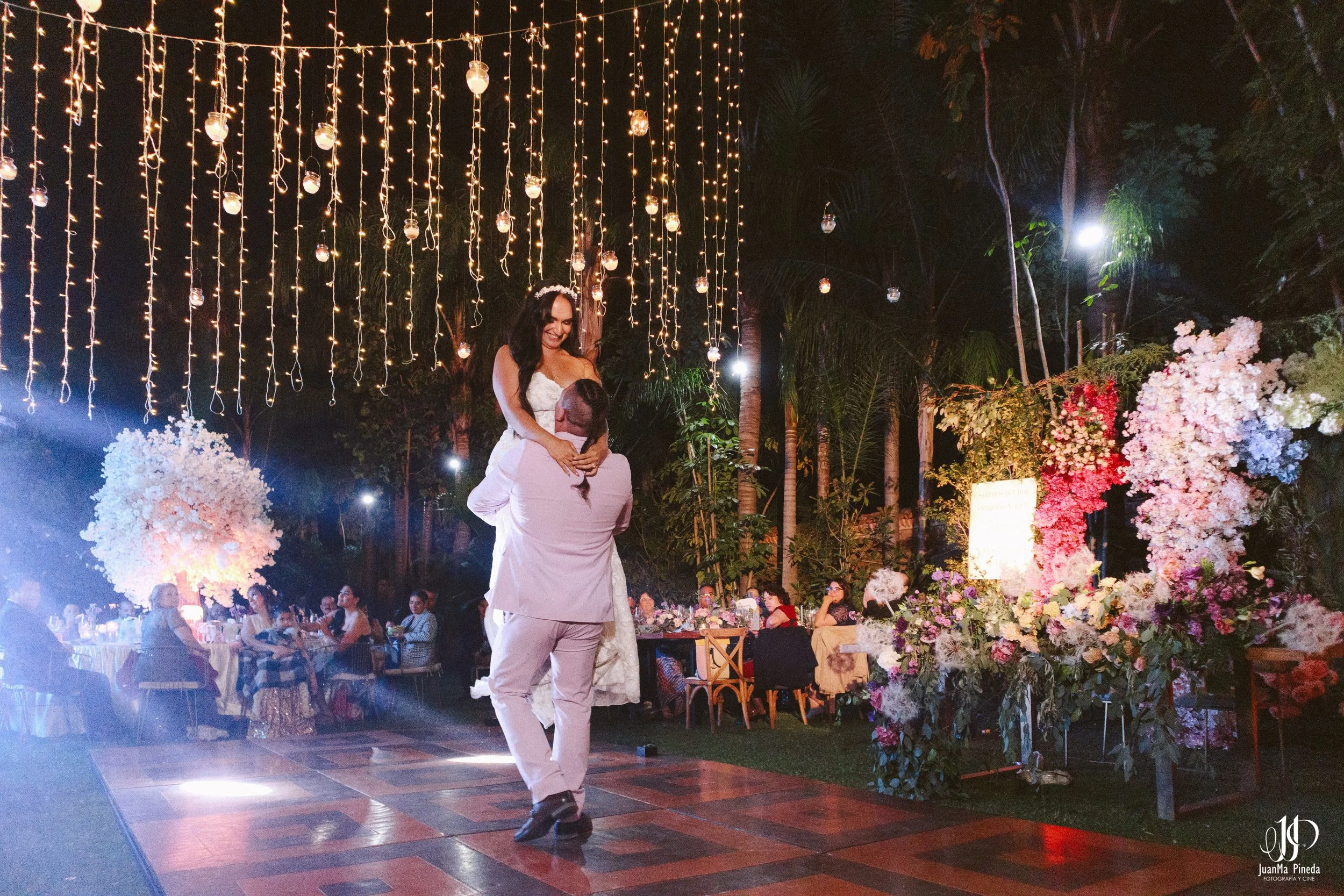 Wedding+Reception+Photos-3.jpg