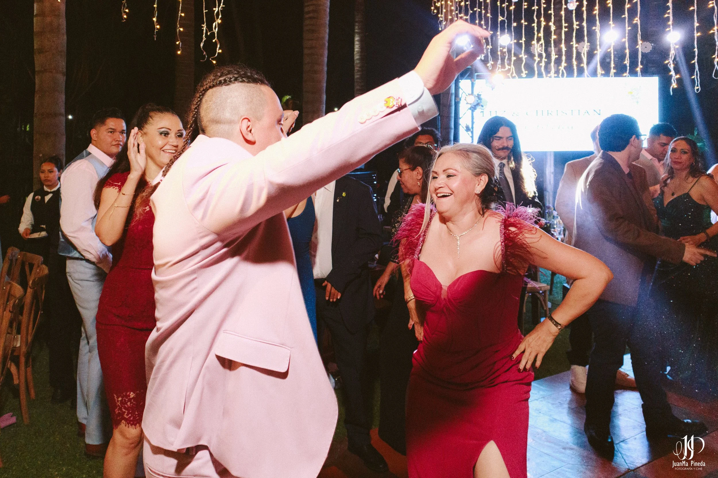 Wedding+Reception+Photos-7.jpg