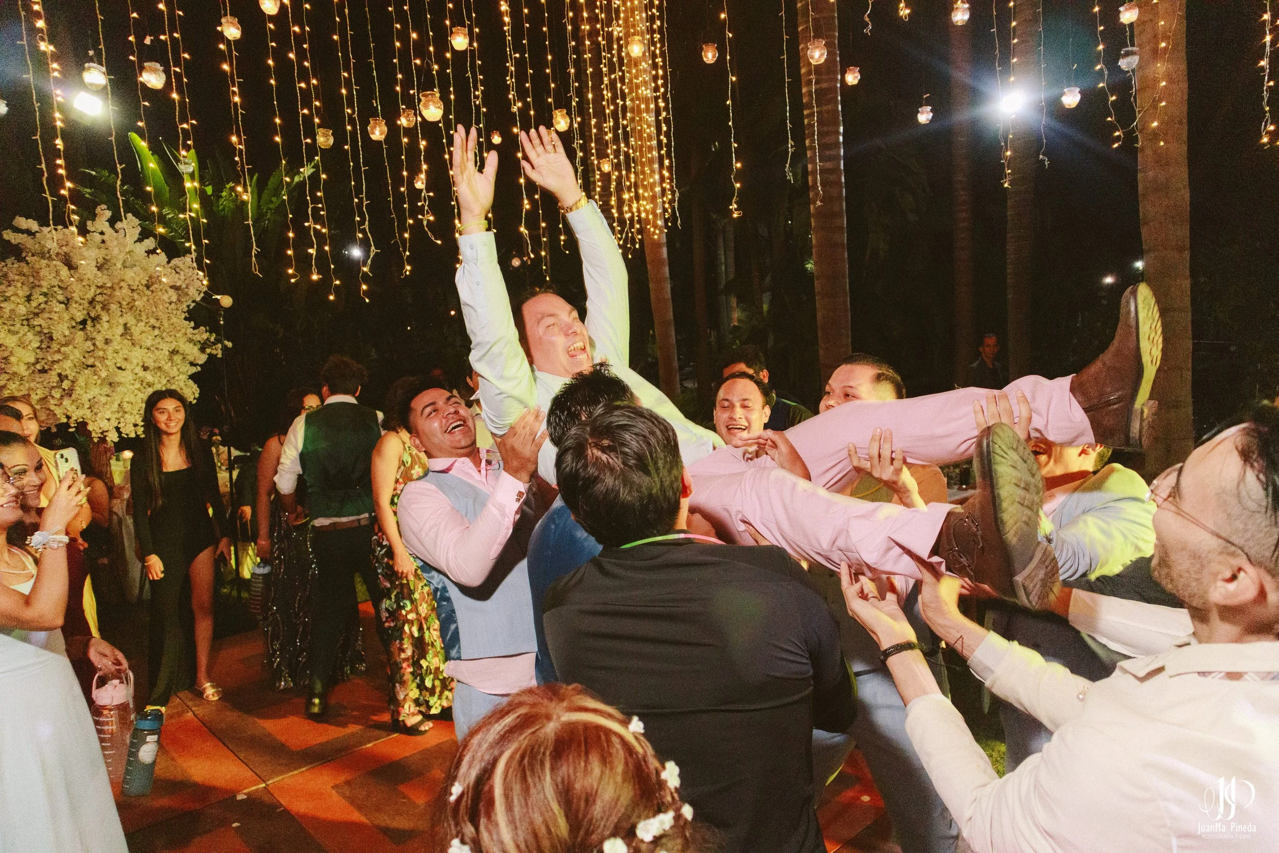 Wedding+Reception+Photos-12.jpg