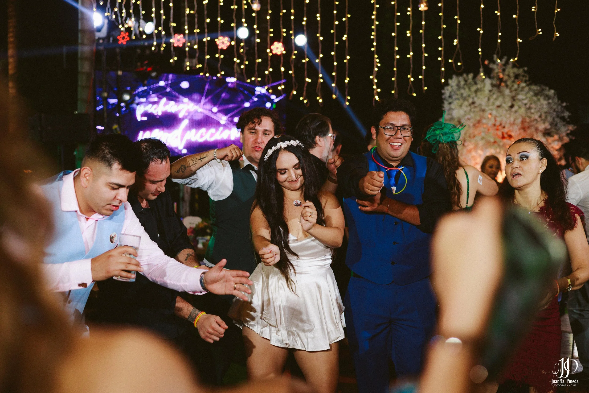 Wedding+Reception+Photos-15.jpg