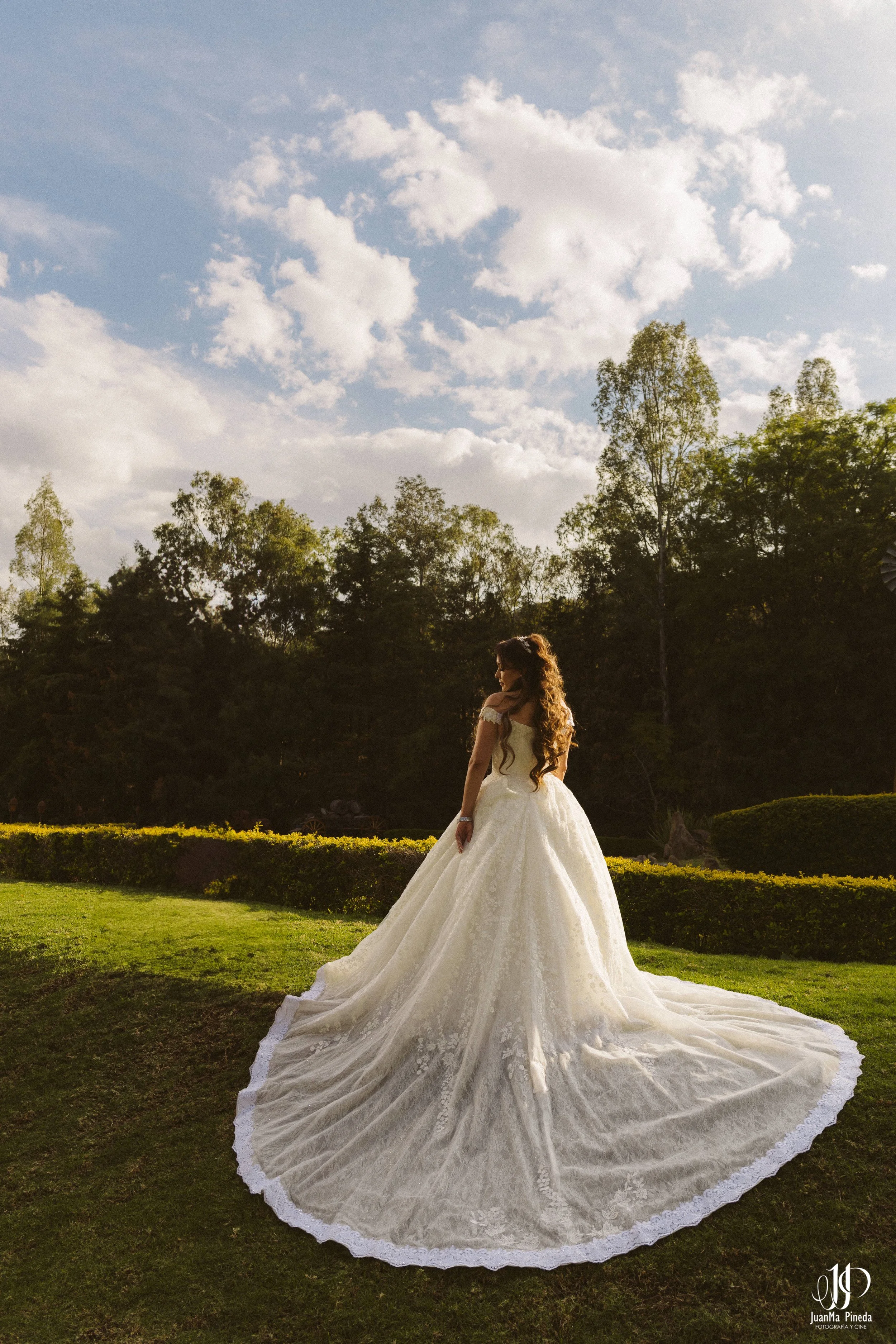 Trash+Dress+Hacienda+Cerro+Viejo-2.jpg