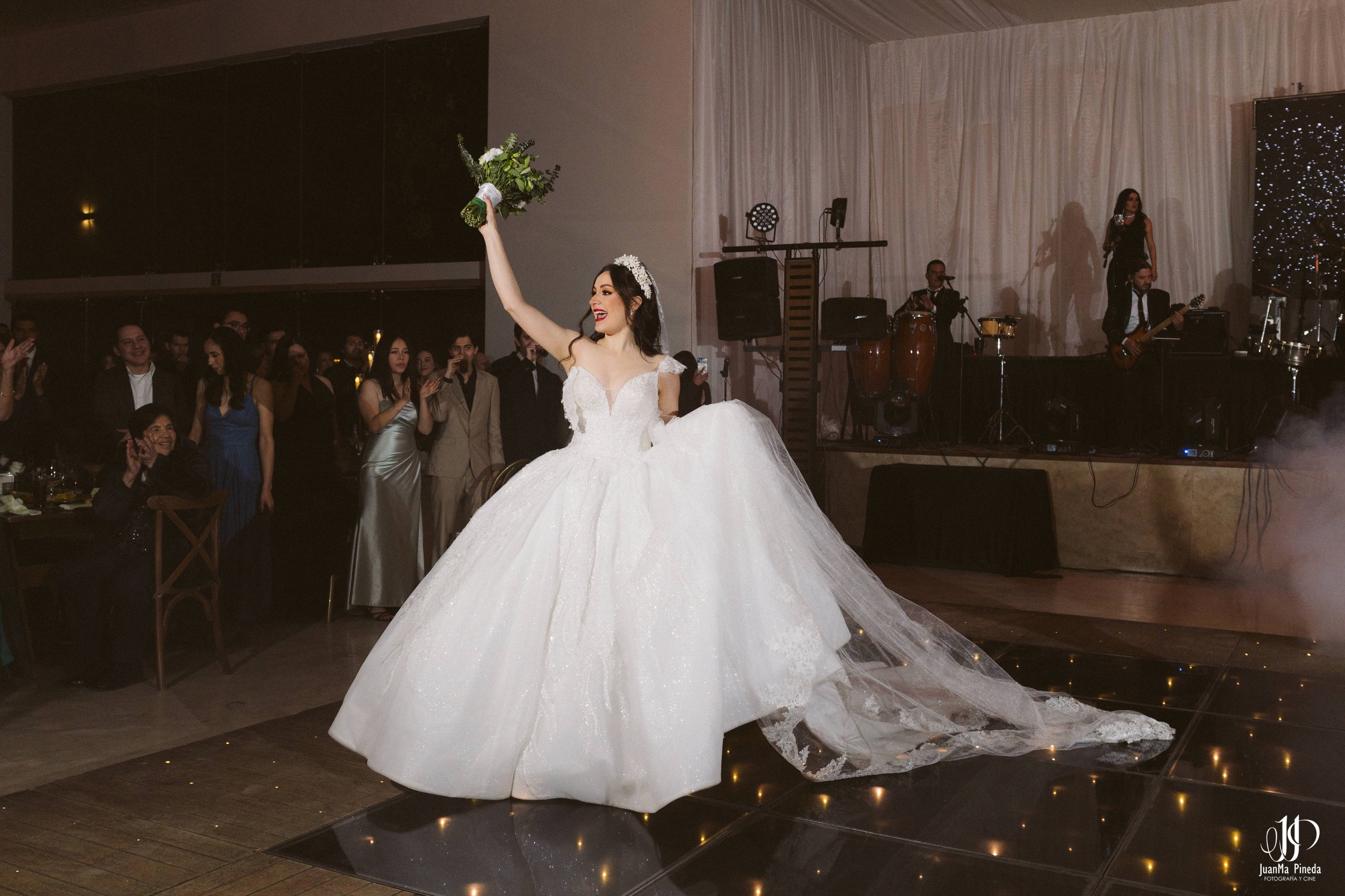 Entrada+Novios+Bellaria-3.jpg