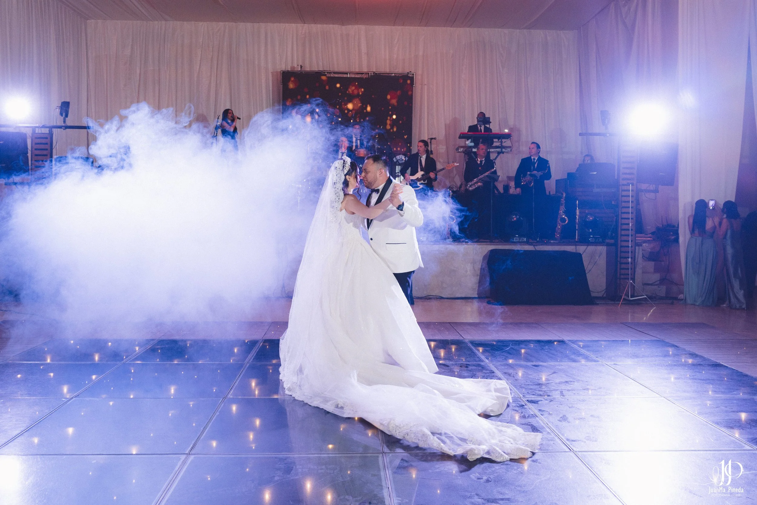 Entrada+Novios+Bellaria-4.jpg
