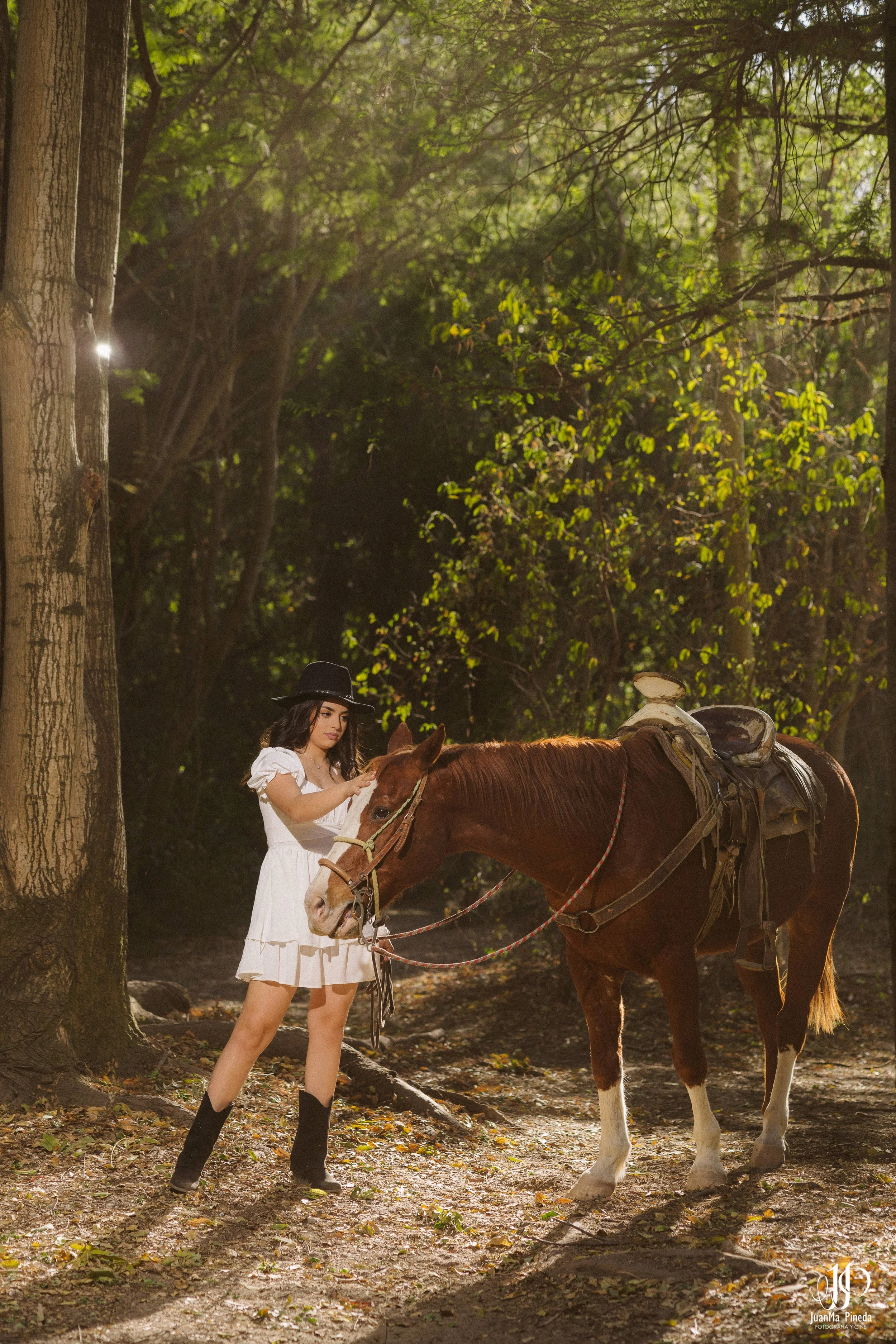 Fer+Colomos+XV+Fashion-10.jpg