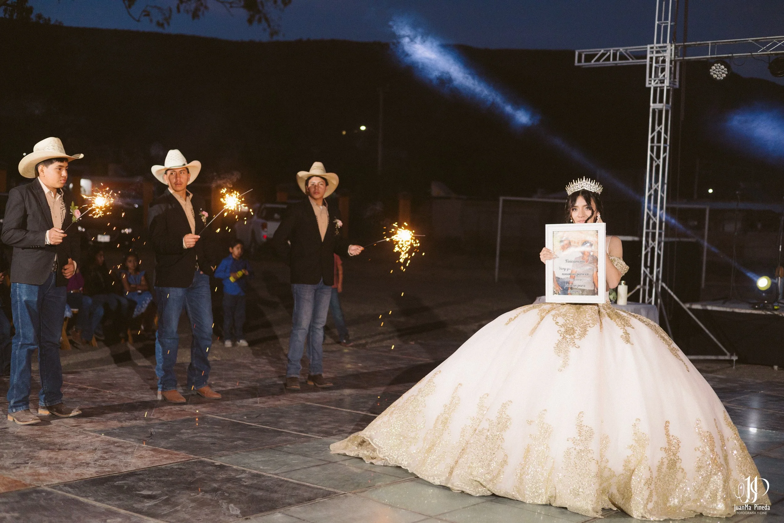 Potrerillos+XV+Años+Fotografía-77.jpg