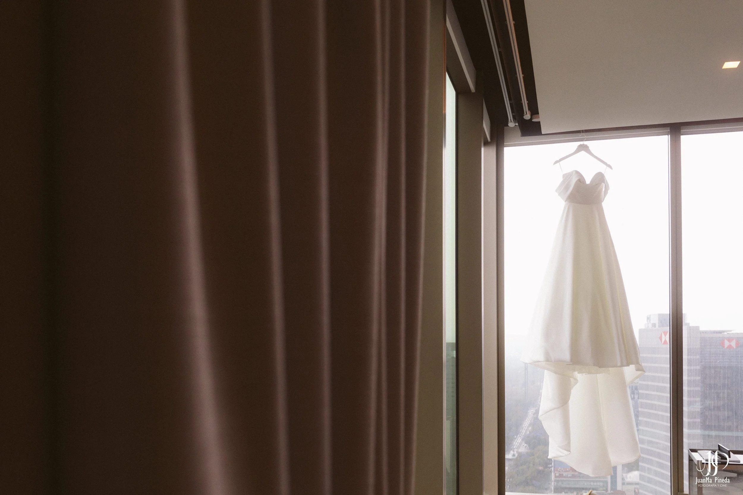 CDMX+Getting+Ready+Bride-21.jpg