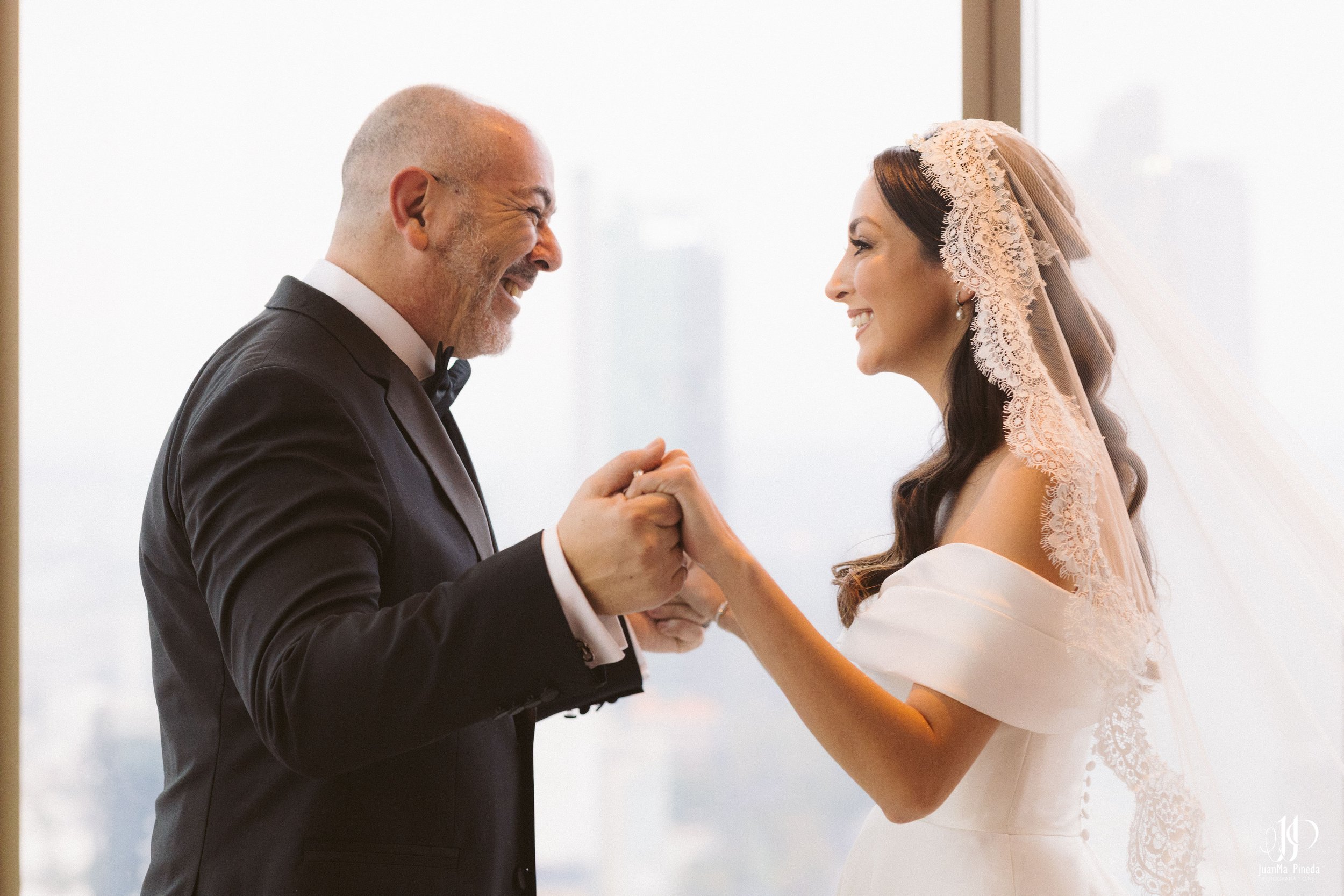 CDMX+Getting+Ready+Bride-50.jpg