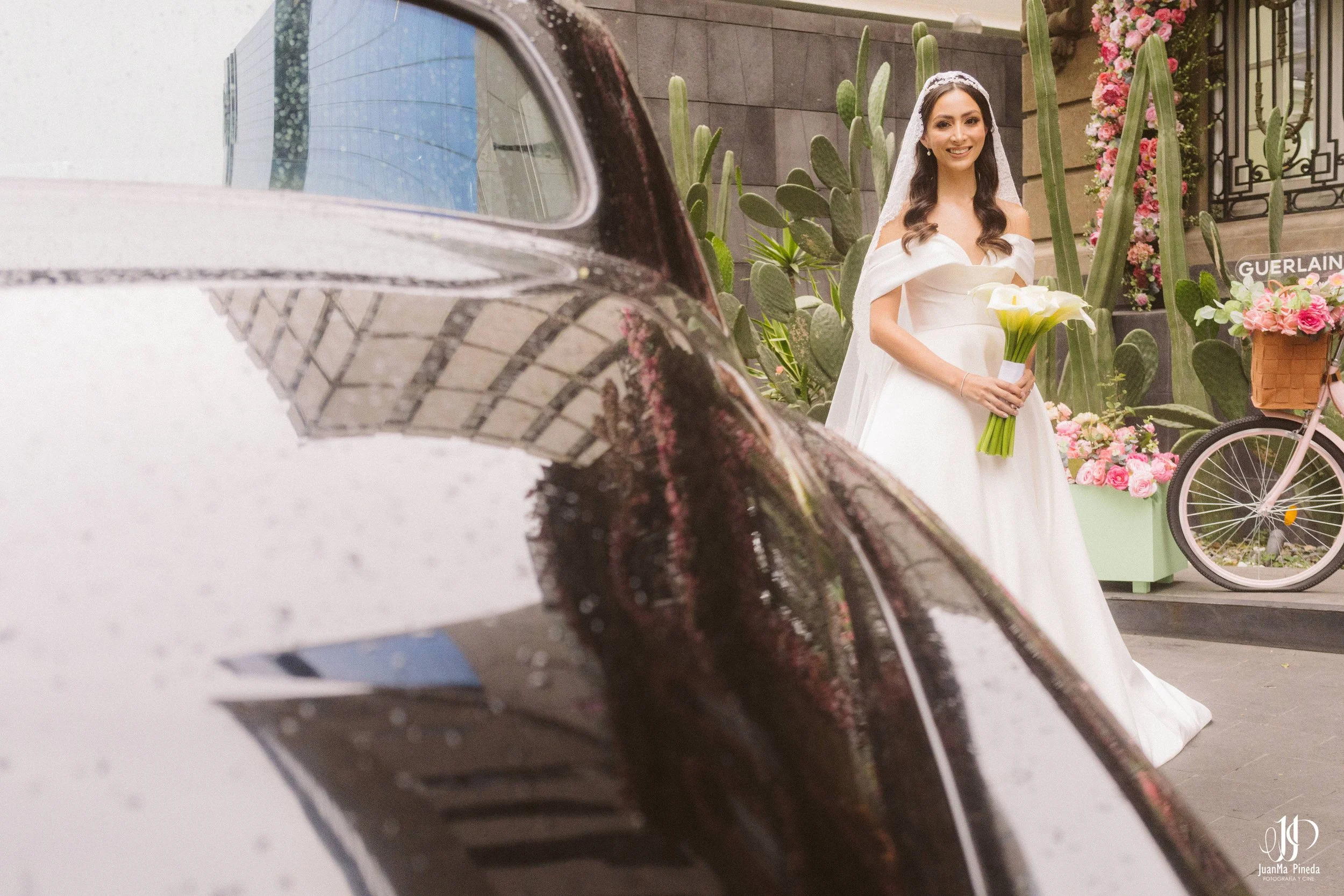 CDMX+Getting+Ready+Bride-73.jpg