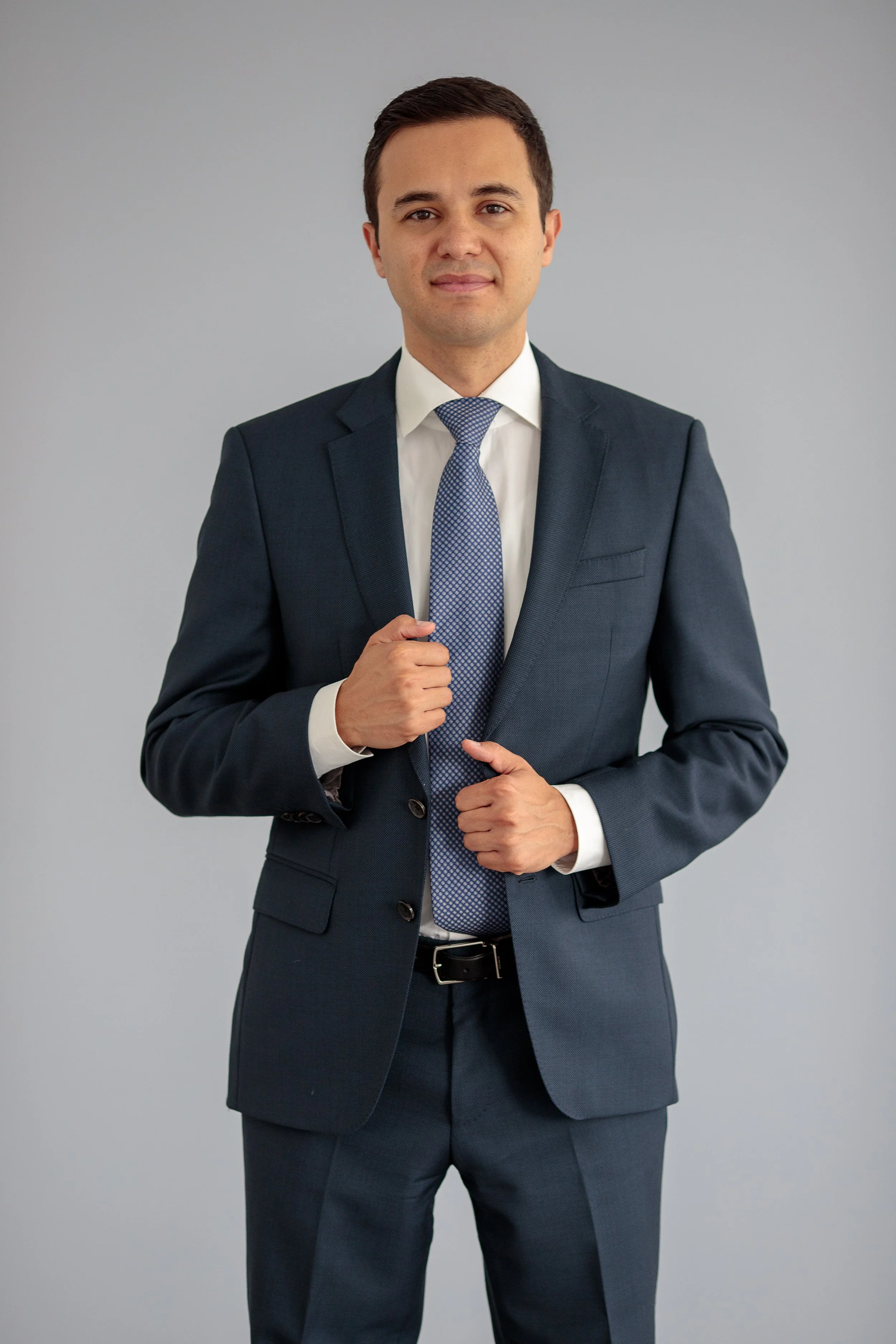 Headshot-11.jpg