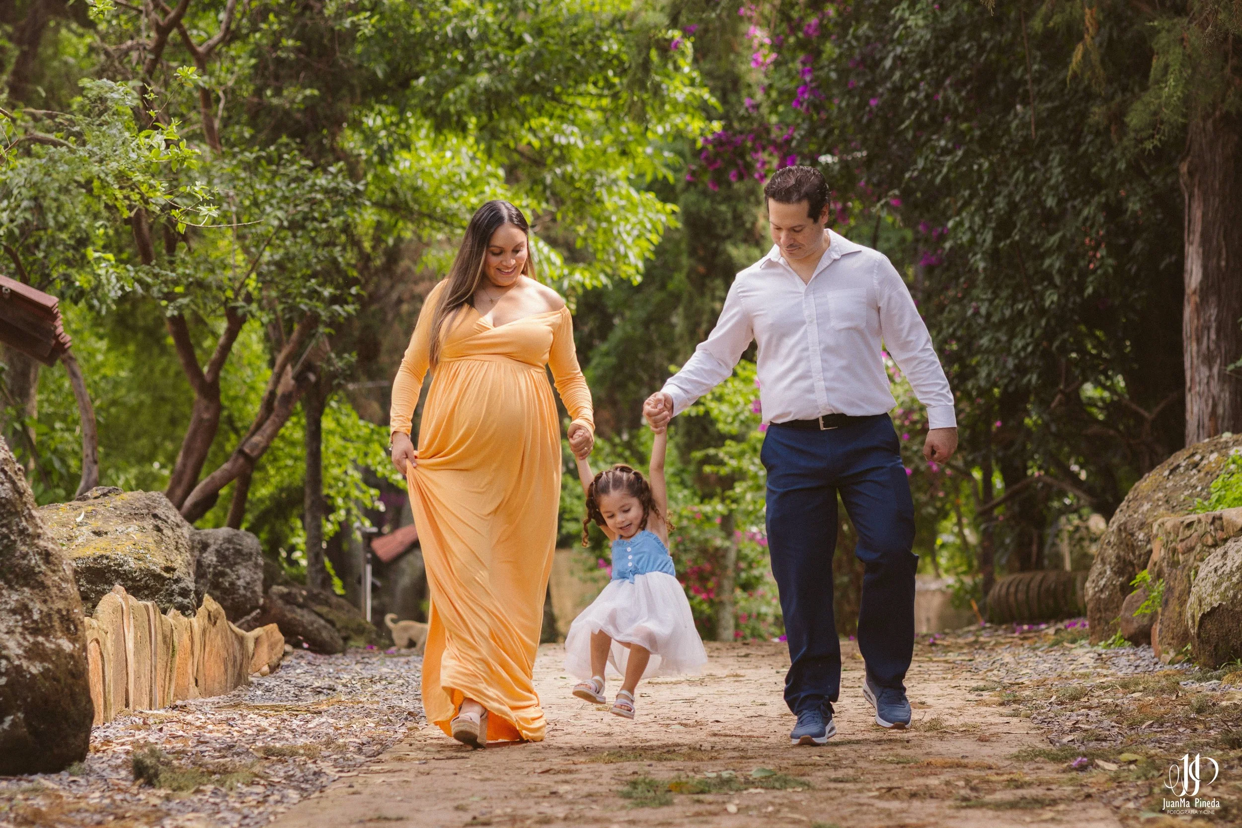 Sesión Fotográfica de Embarazo en Hacienda Coyotes | Fotos Maternidad Guadalajara