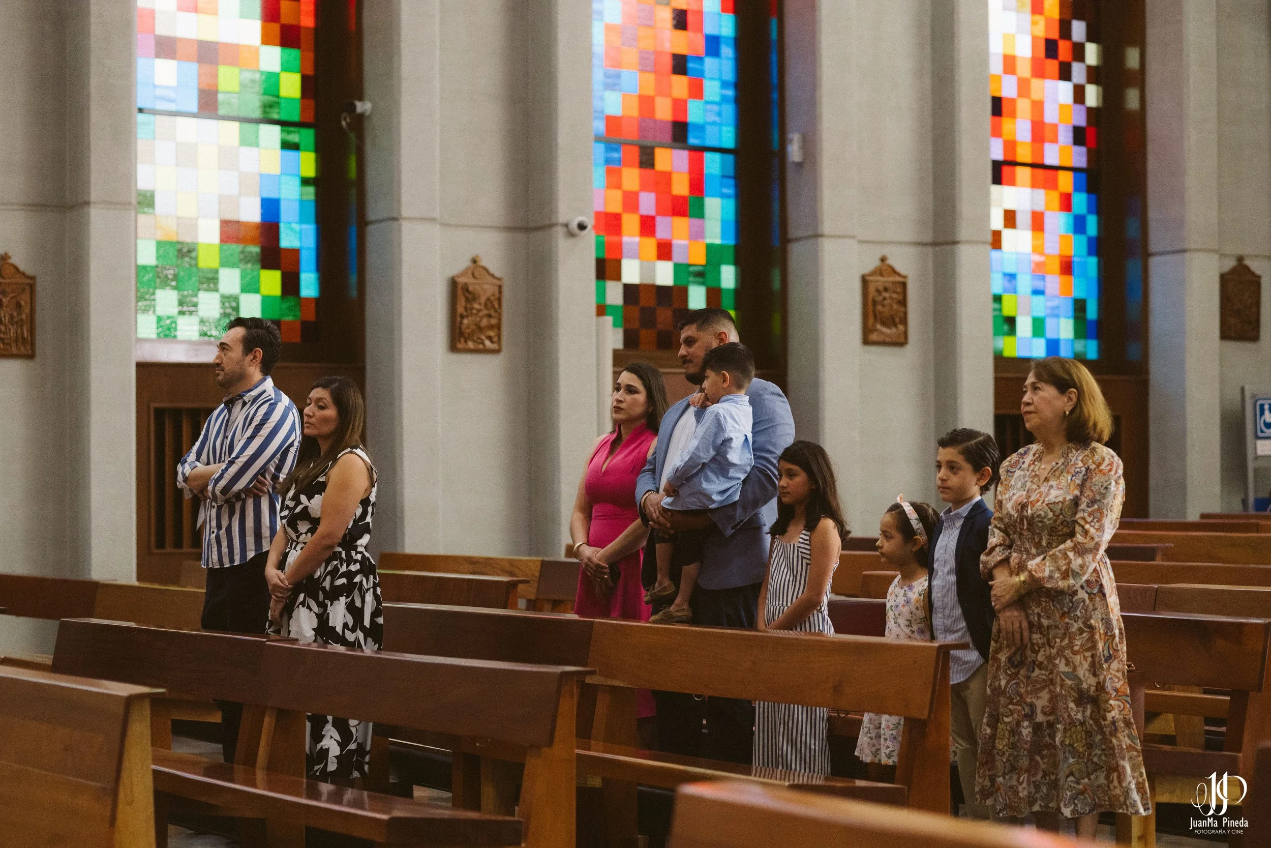 Bautizo Angelical: La Primera Bendición de Nuestra Pequeña en el Templo JoséMaria Escrivá Guadalajara