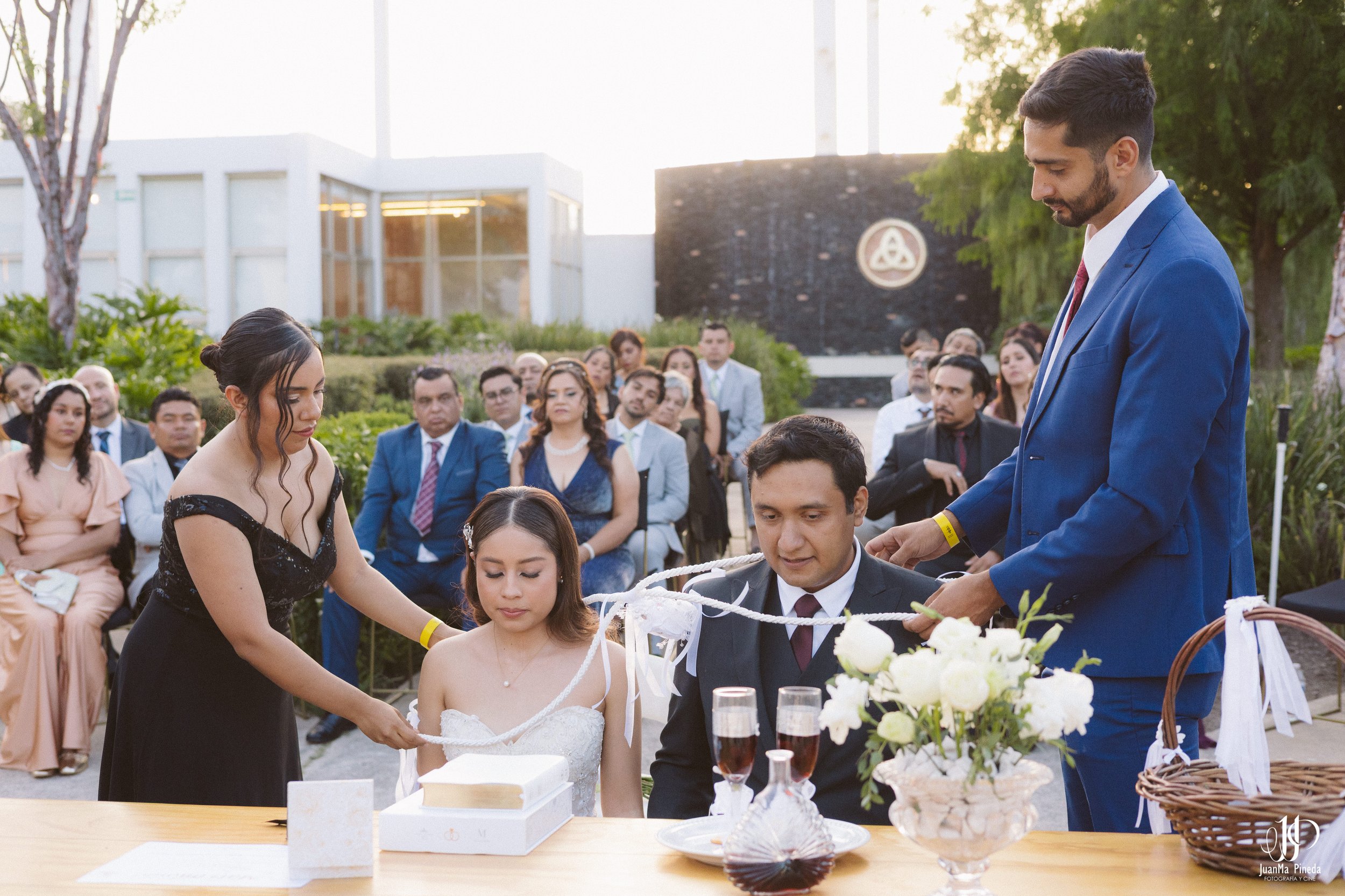 Ceremonia+Tres+Luces+Photography-12.jpg