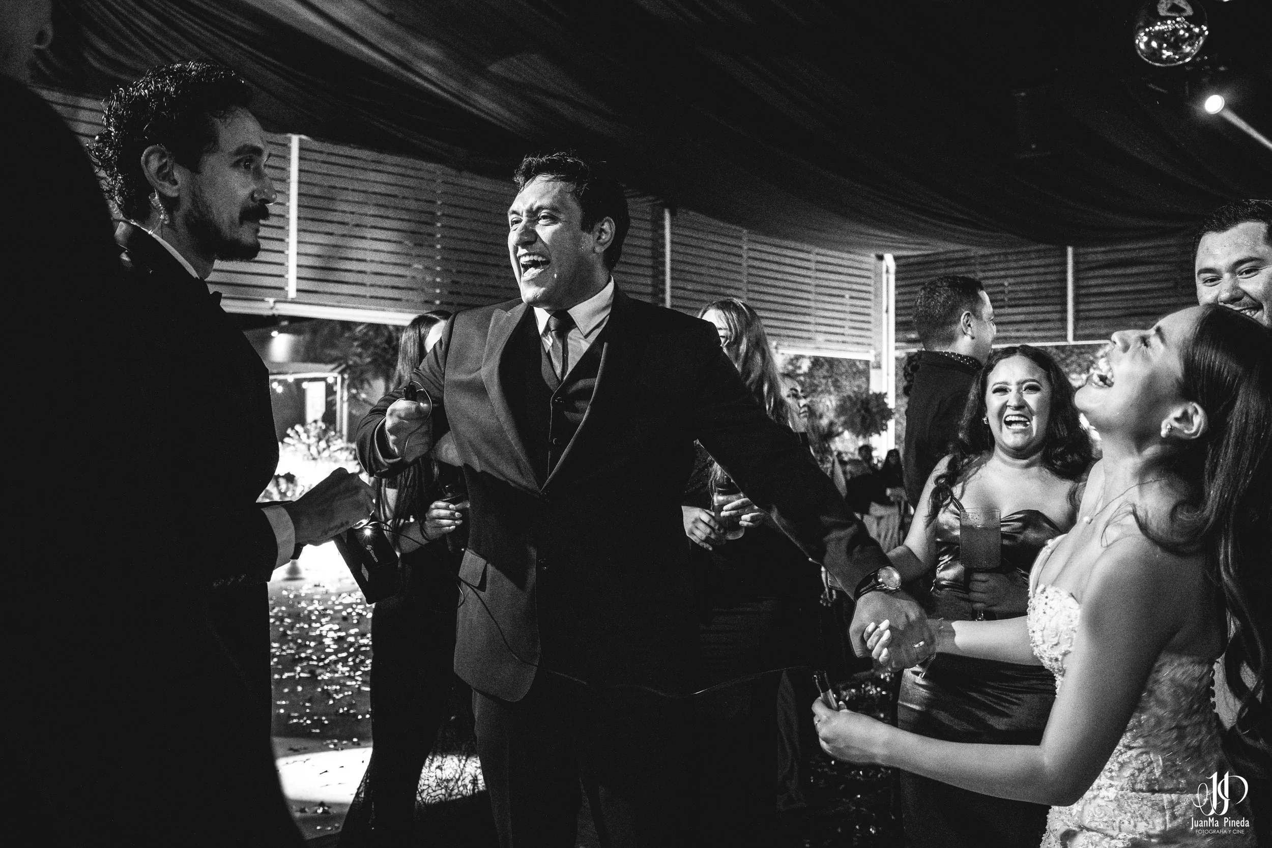 Fiesta+Fotografía+Bodas-19.jpg