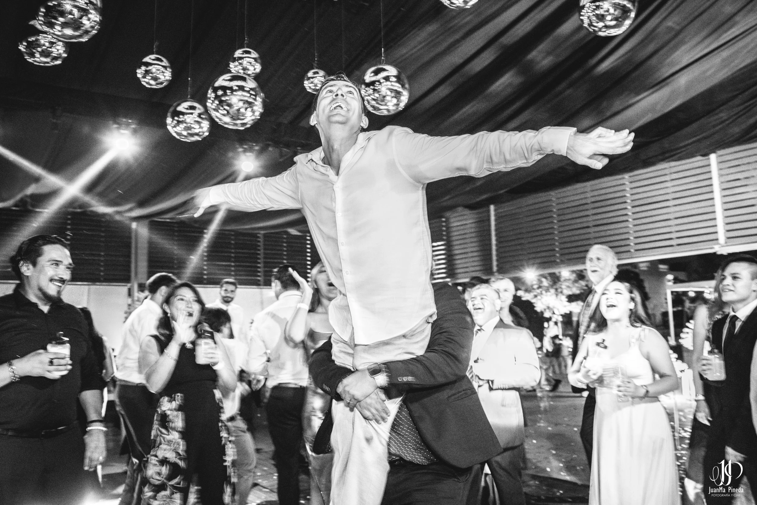 Fiesta+Fotografía+Bodas-26.jpg