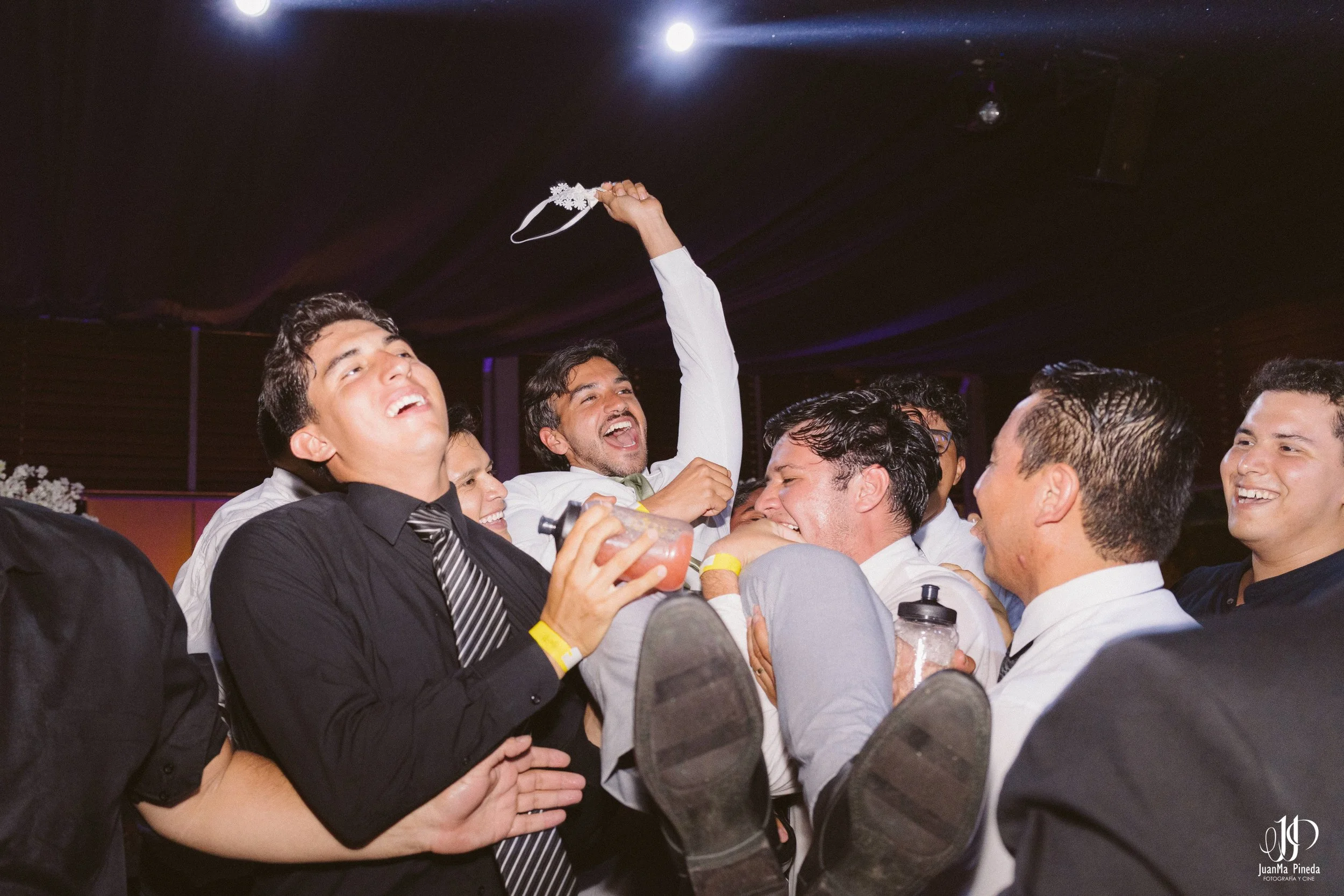 Fiesta+Fotografía+Bodas-40.jpg