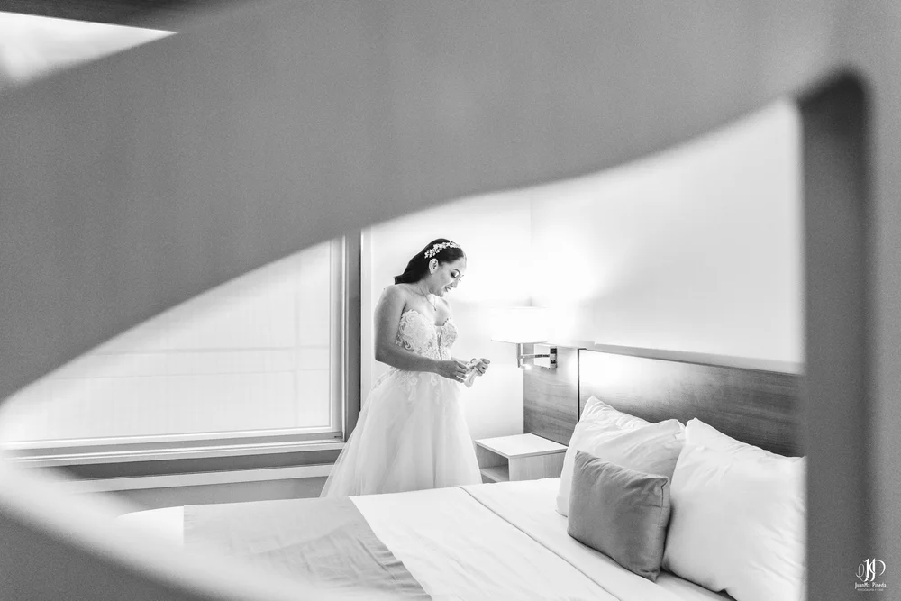 Momento Íntimo: La Magia del Getting Ready de la Novia en Microtel Inn &amp; Suites by Wyndham Guadalajara Sur