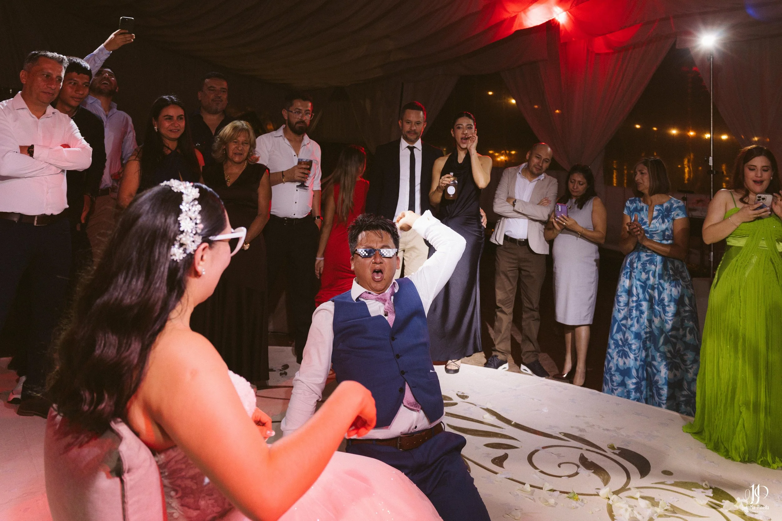 Un momento eterno: Celebrando el amor en la Recepción Social de Quinta Los Agapantos, Guadalajara.