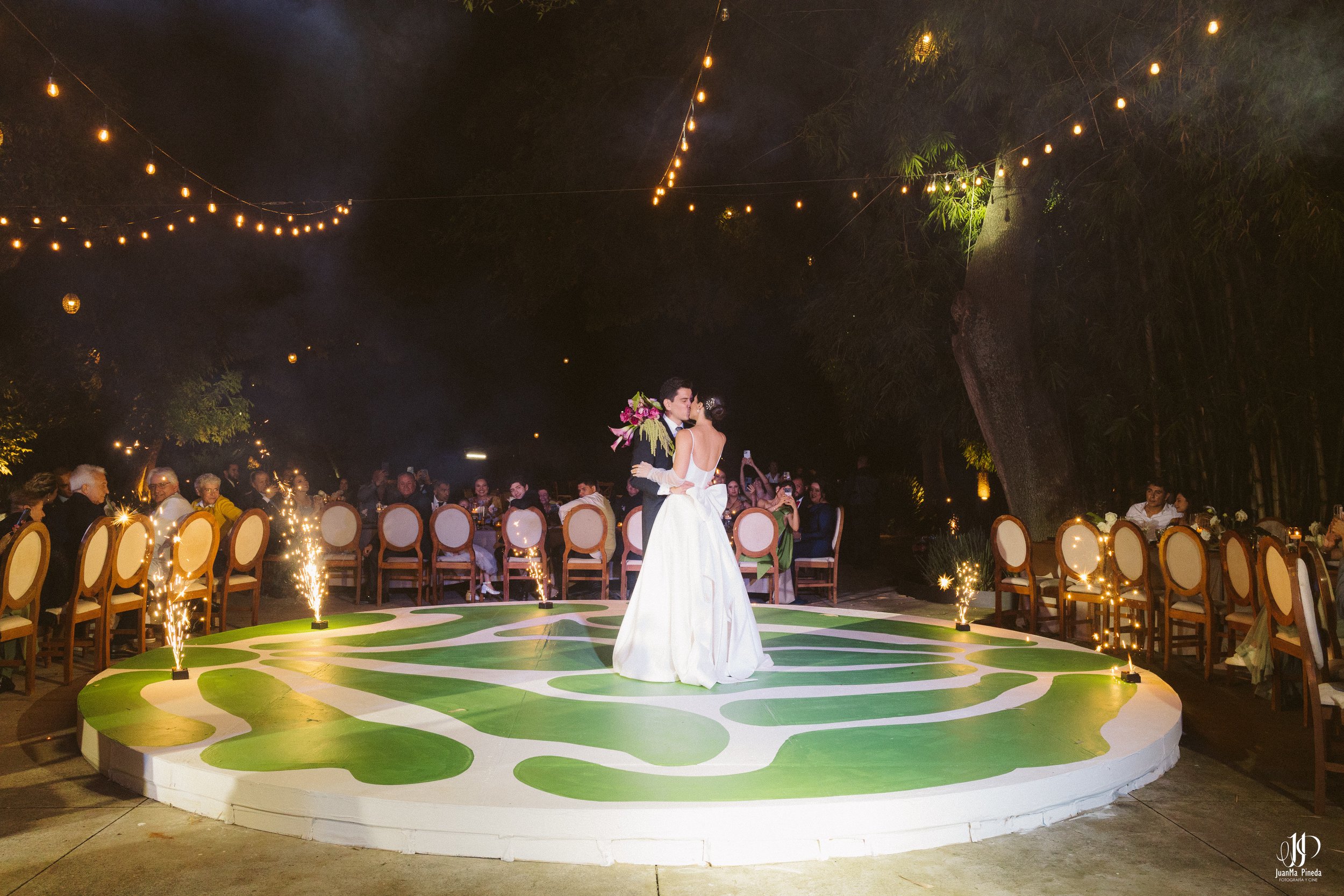 Recepción Social en Arbolada - Jardín de Eventos | Bodas Destino en Atotonilco El Grande, Jalisco