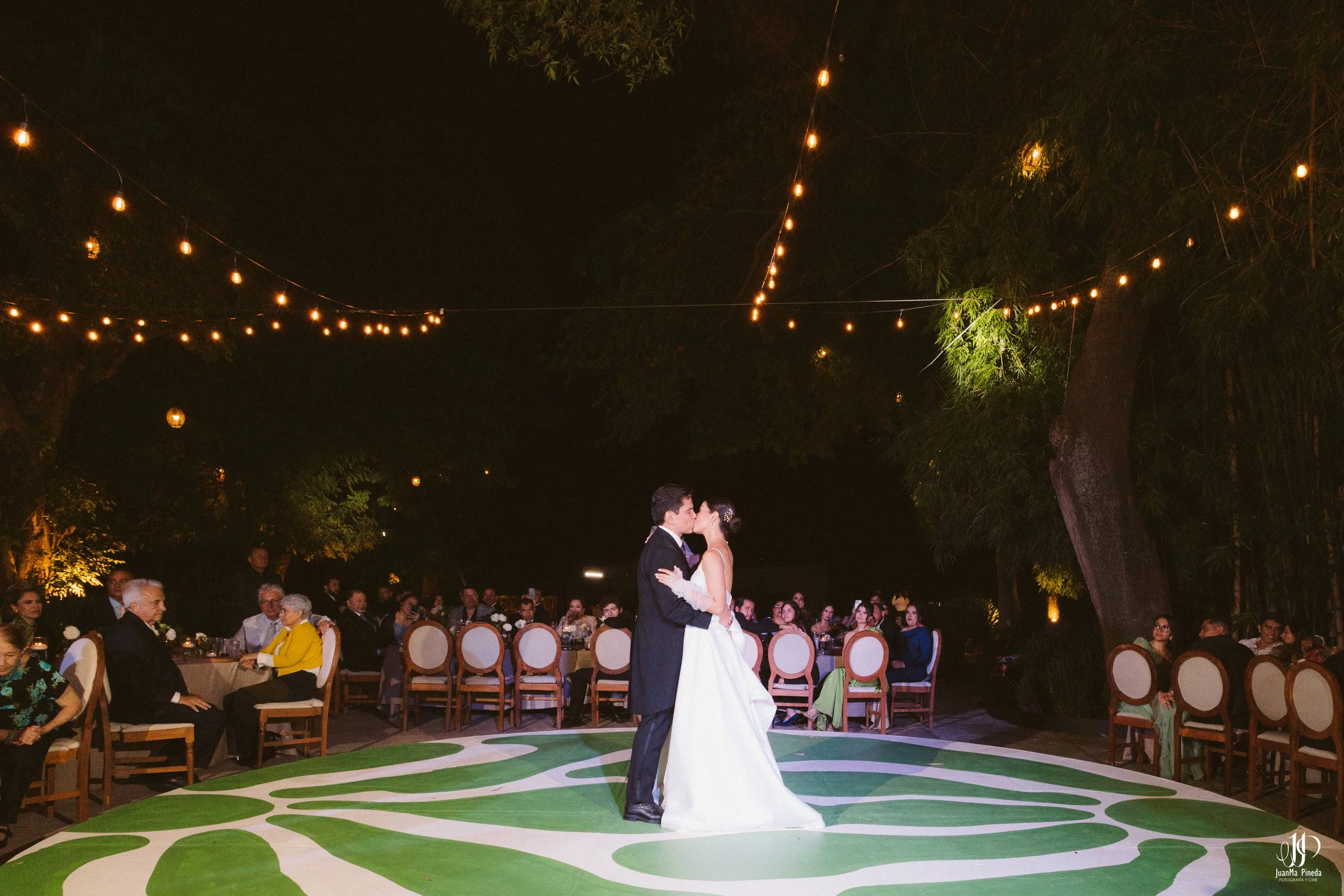 Recepción Social en Arbolada - Jardín de Eventos | Bodas Destino en Atotonilco El Grande, Jalisco