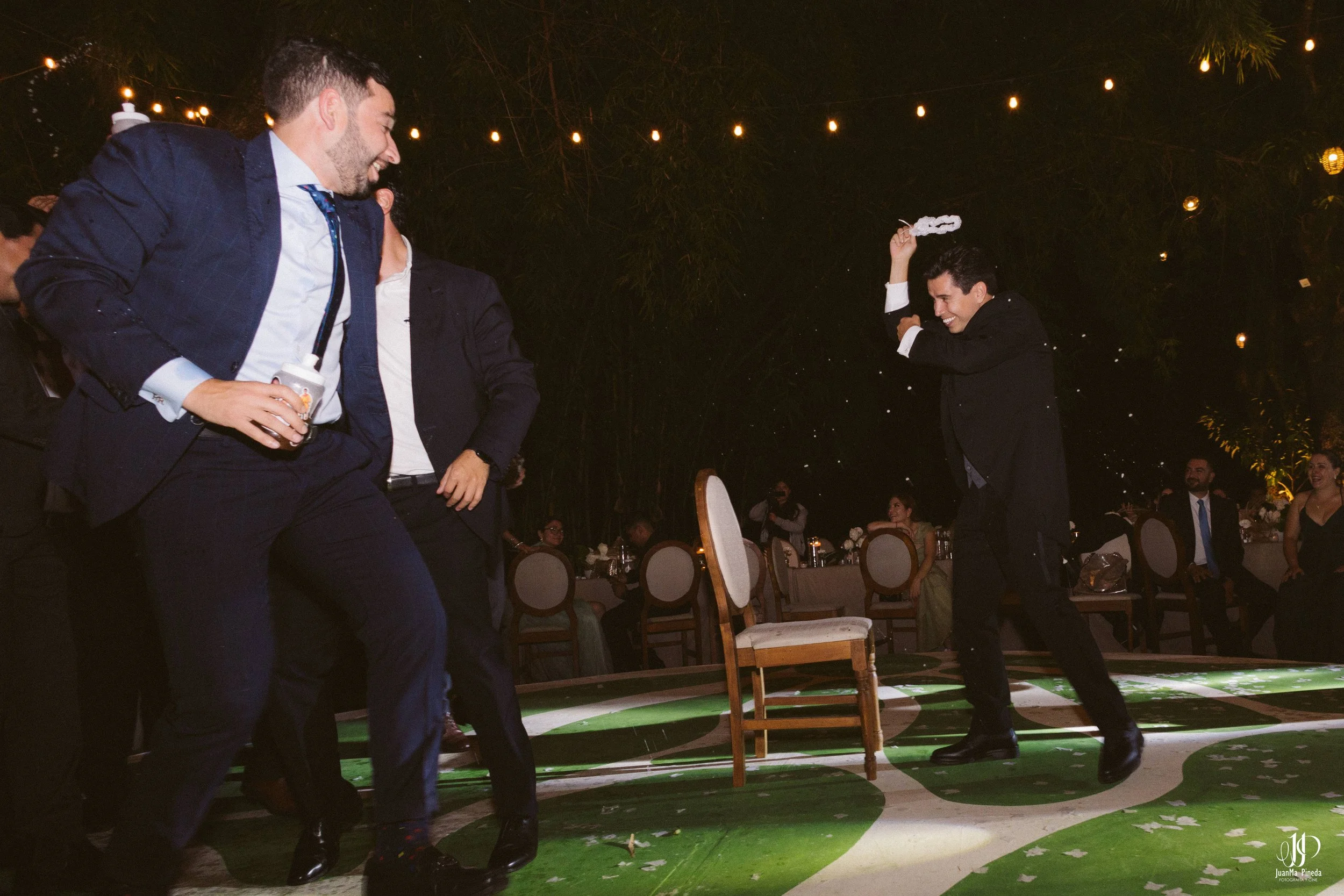 Recepción Social en Arbolada - Jardín de Eventos | Bodas Destino en Atotonilco El Grande, Jalisco