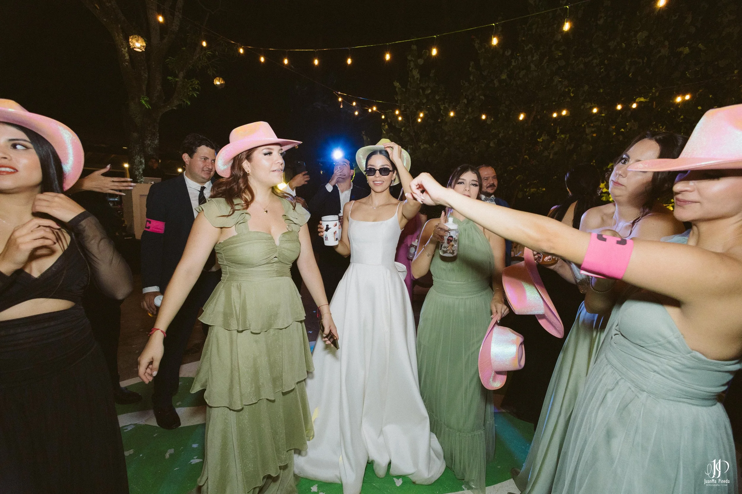 Recepción Social en Arbolada - Jardín de Eventos | Bodas Destino en Atotonilco El Grande, Jalisco