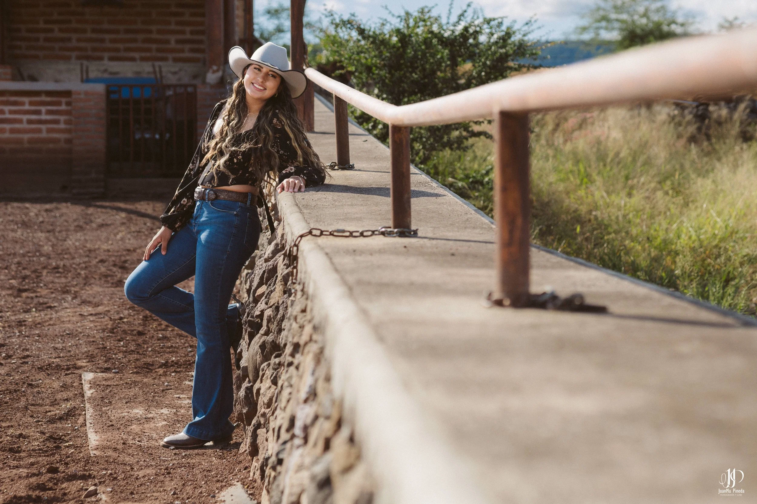 Sesión Fotográfica Casual para XV-Años en Los Corrales, Jalisco | L+J