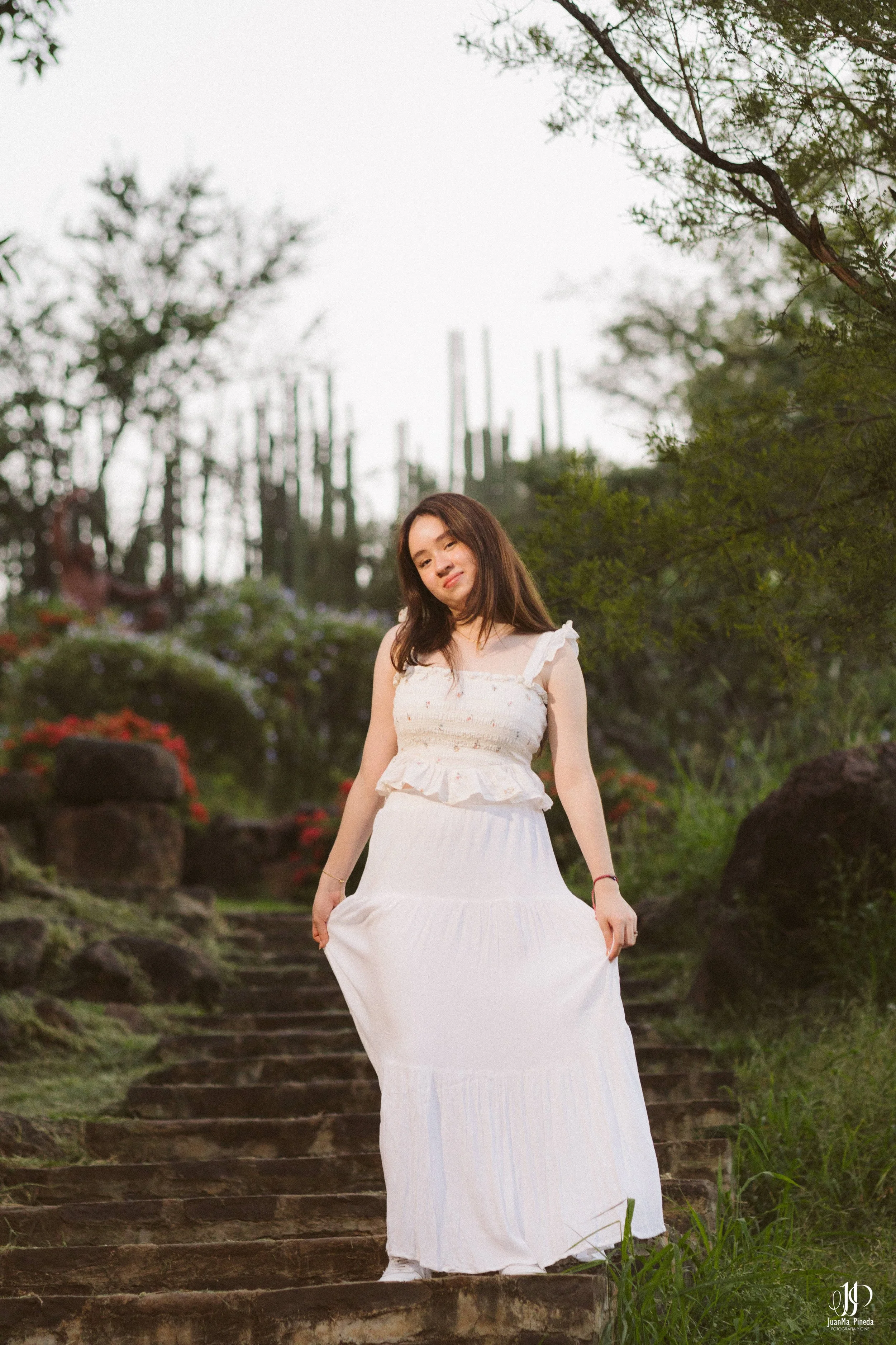 Sesión Fotográfica de Quinceañera en el Parque Bicentenario Puente de Calderón, Zapotlanejo, Jalisco – Imágenes Inolvidables y Elegantes