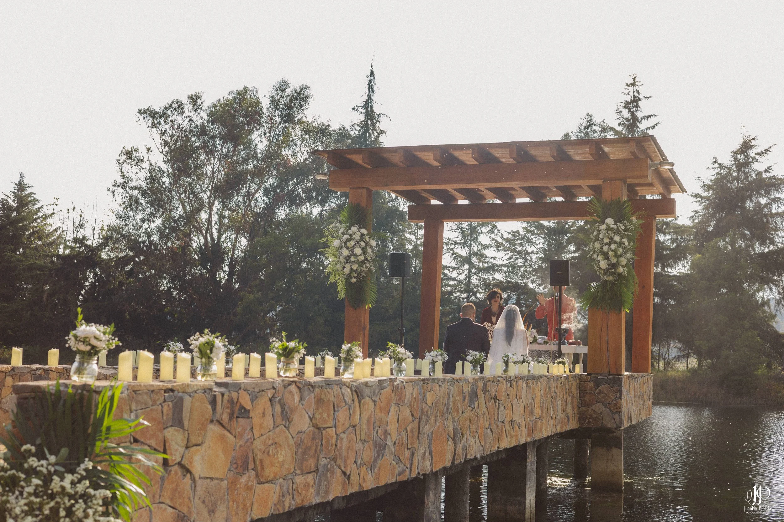 Fotos de Ceremonia Religiosa de Boda en Cabañas Sierra del Tecuán (Tapalpa, Jal.)