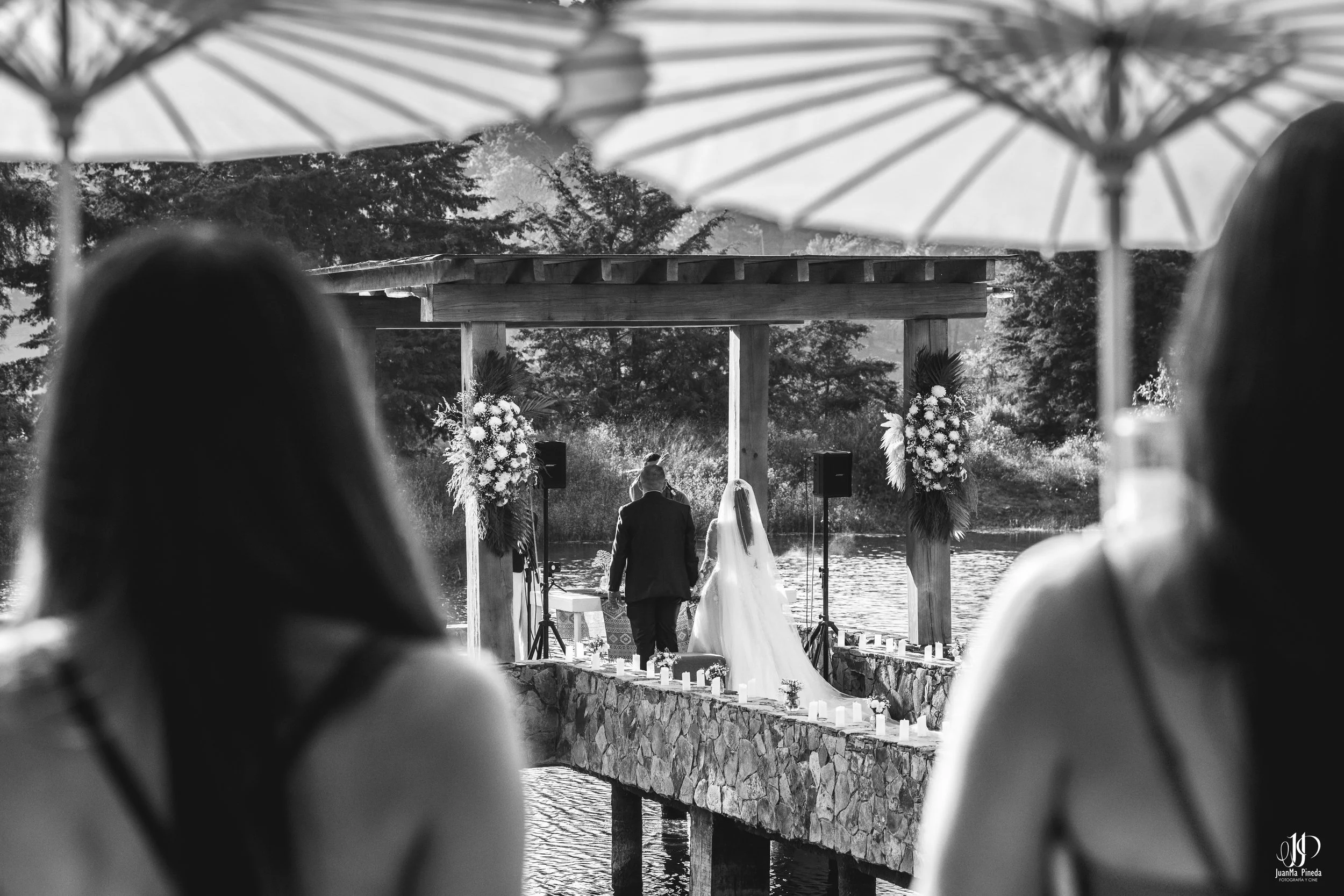 Fotos de Ceremonia Religiosa de Boda en Cabañas Sierra del Tecuán (Tapalpa, Jal.)