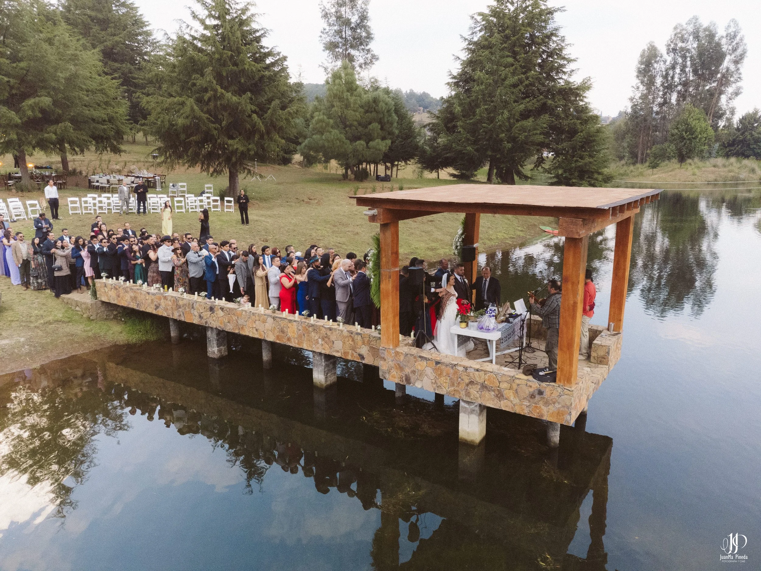 Fotos de Ceremonia Religiosa de Boda en Cabañas Sierra del Tecuán (Tapalpa, Jal.)