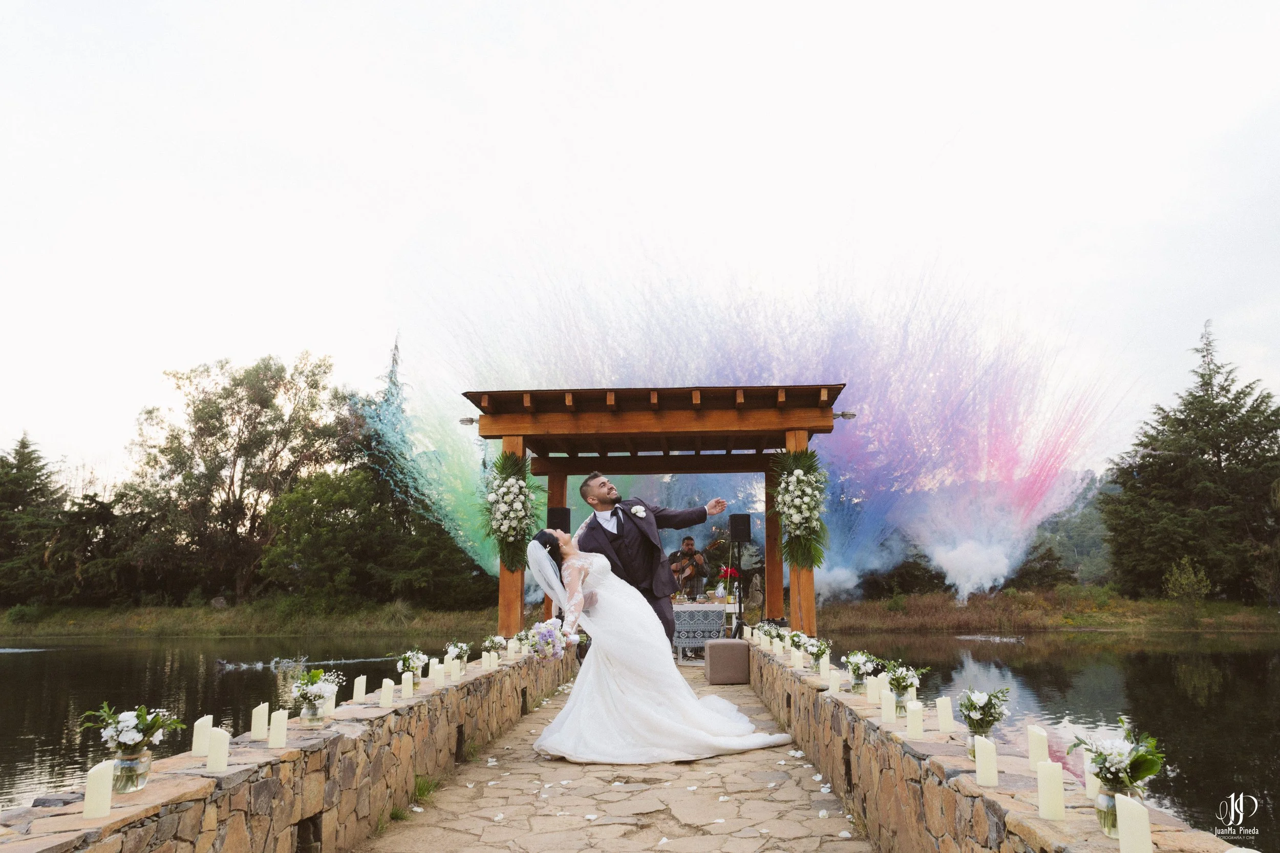 Fotos de Ceremonia Religiosa de Boda en Cabañas Sierra del Tecuán (Tapalpa, Jal.)