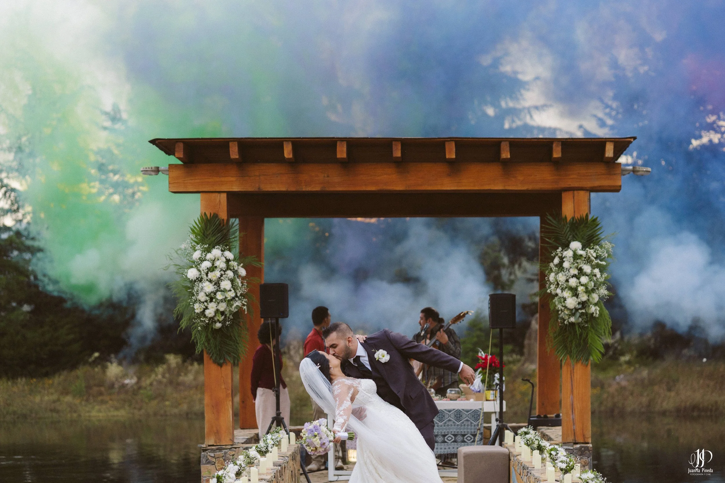 Fotos de Ceremonia Religiosa de Boda en Cabañas Sierra del Tecuán (Tapalpa, Jal.)