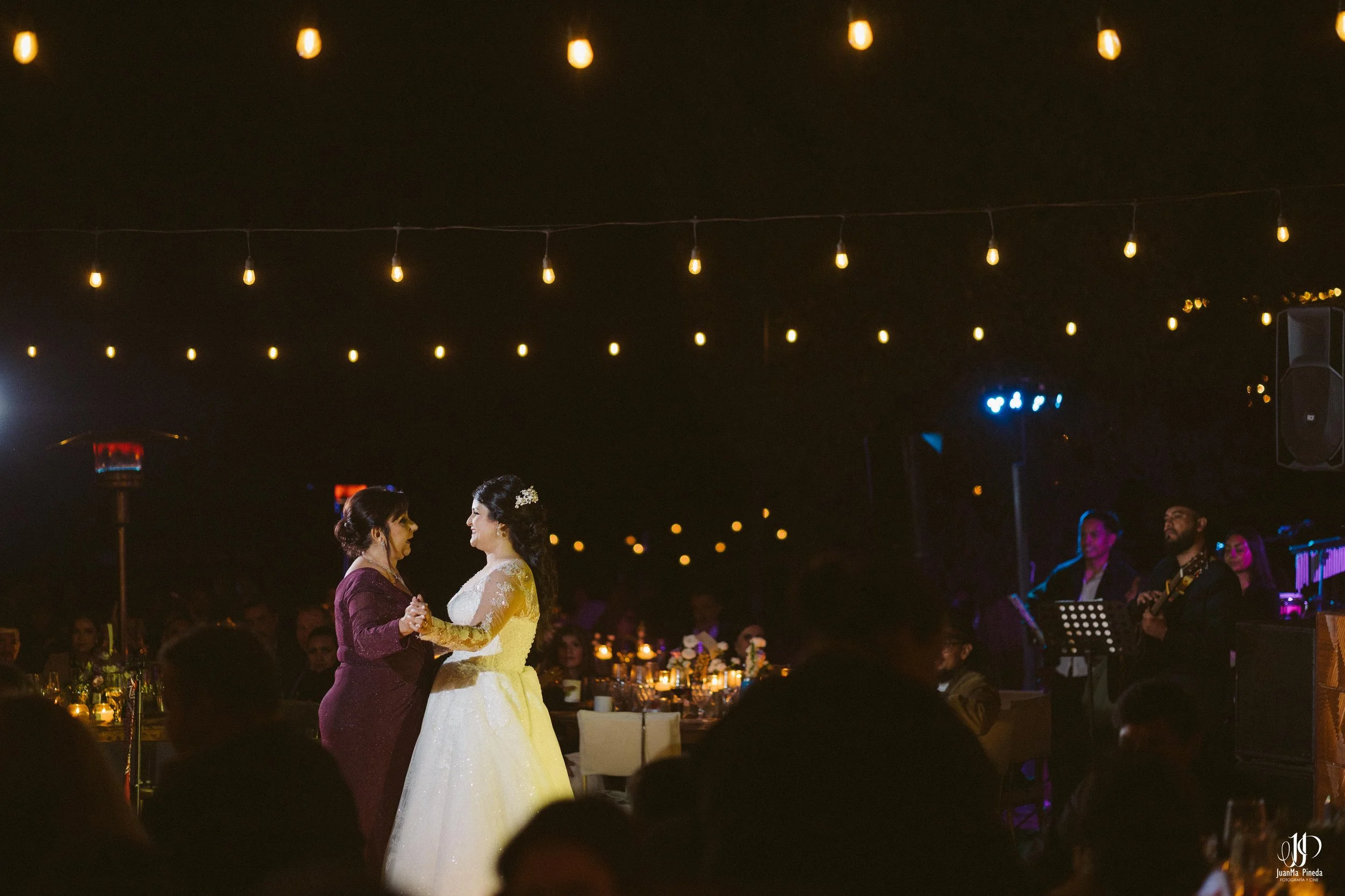 Recepción Social de Boda bajo estrellas — Cabañas Sierra del Tecuán [Tapalpa, Jal.]