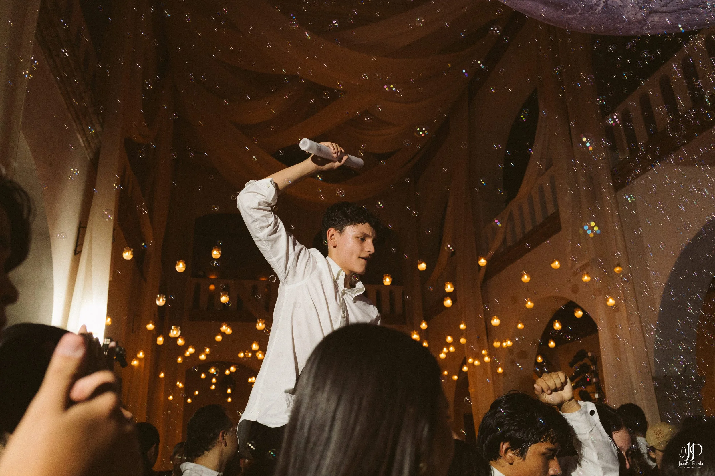 Viaja a la Historia por tus XV Años en Ex-Convento de Santa Teresa: Servicios Premium de Foto y Video en Guadalajara.