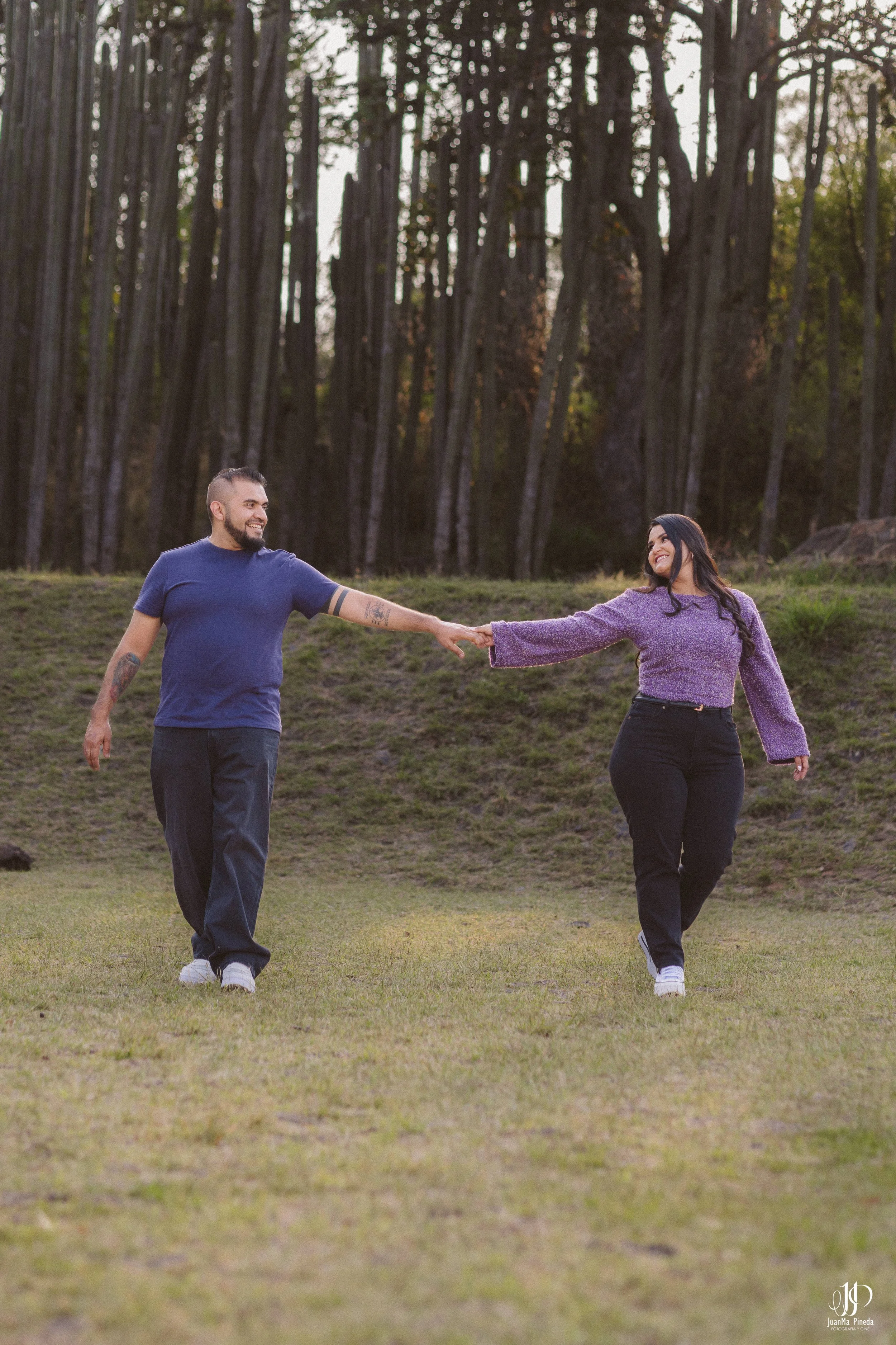 Amor en el puente de la historia 😍💕