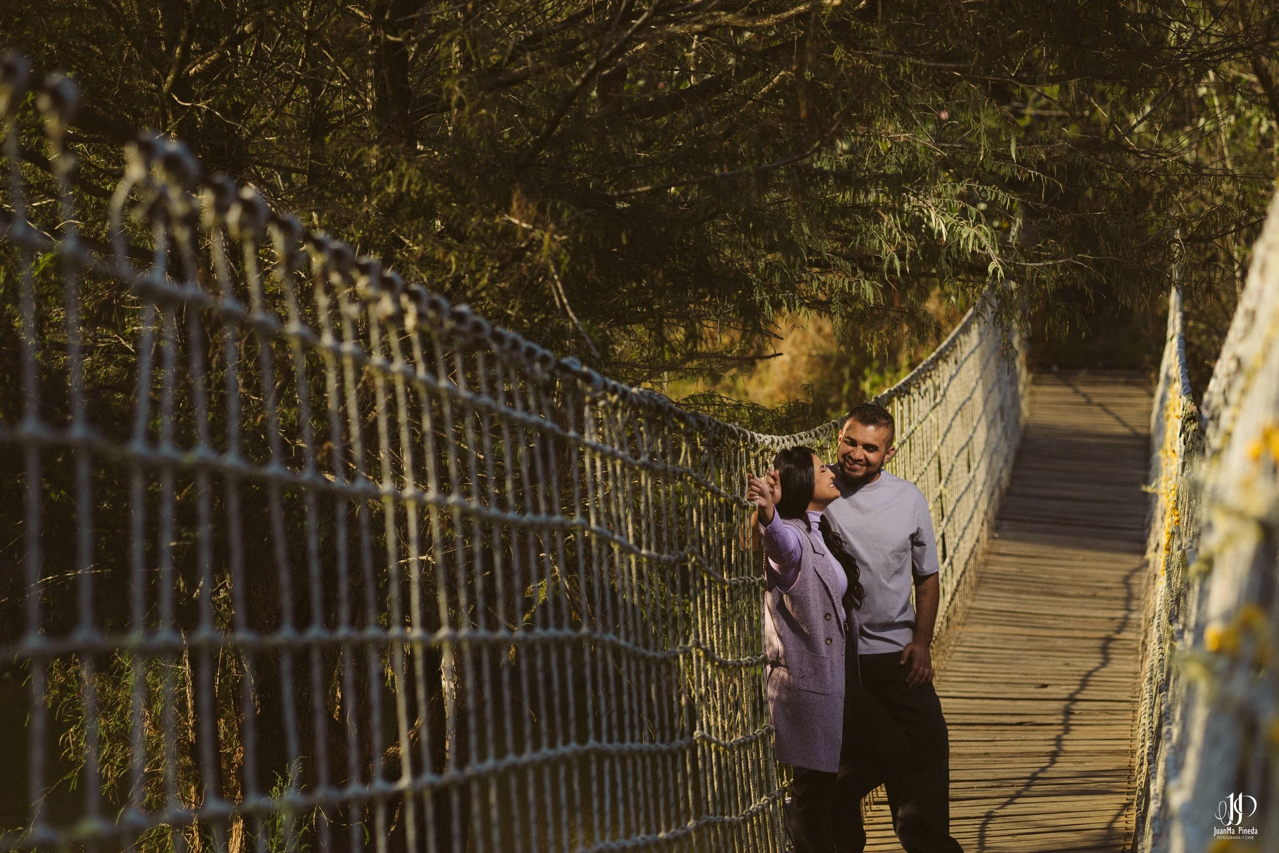 Amor en el puente de la historia 😍💕