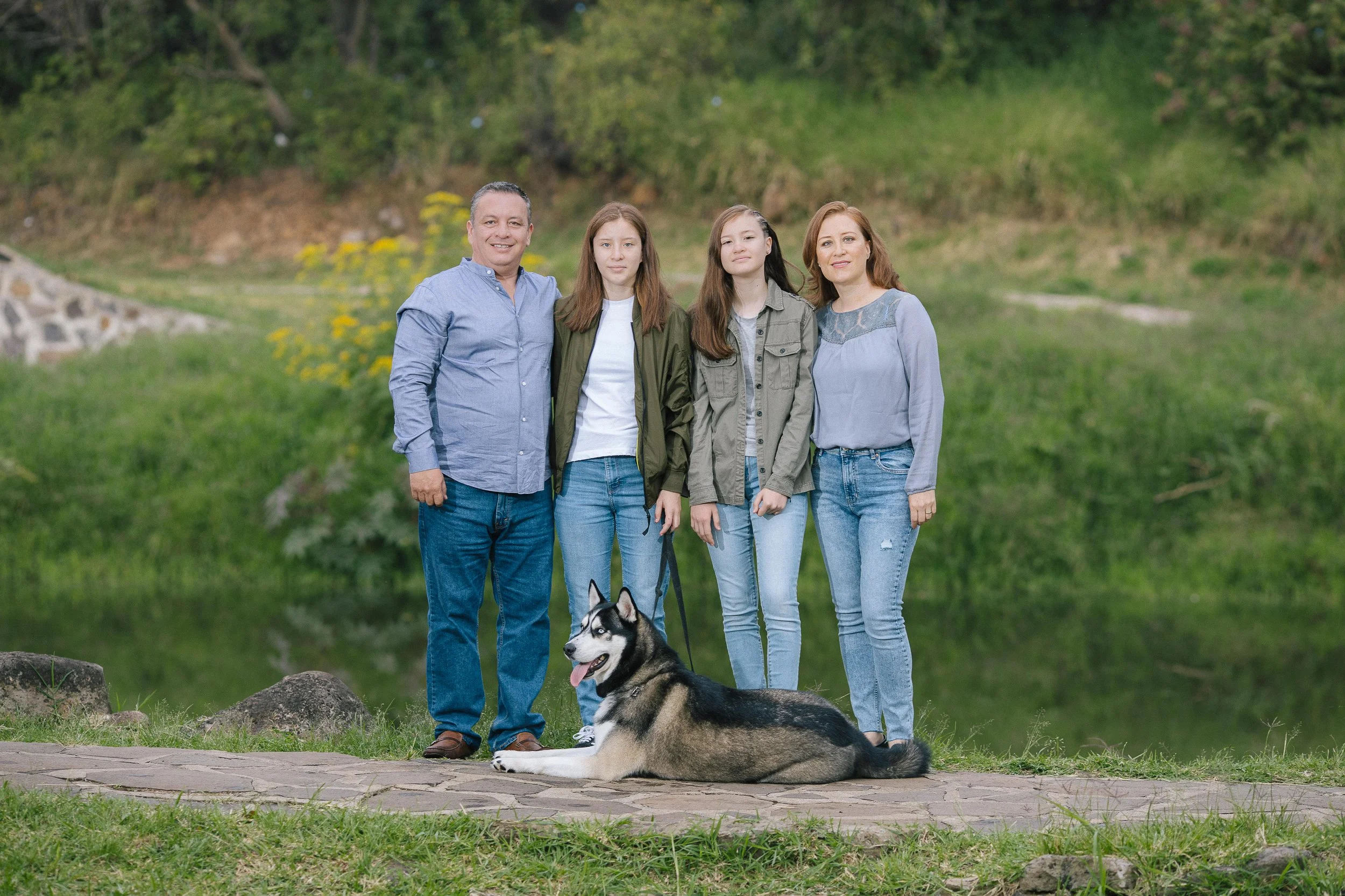 Fotos de familia inolvidables en el Parque Bicentenario Puente de Calderón