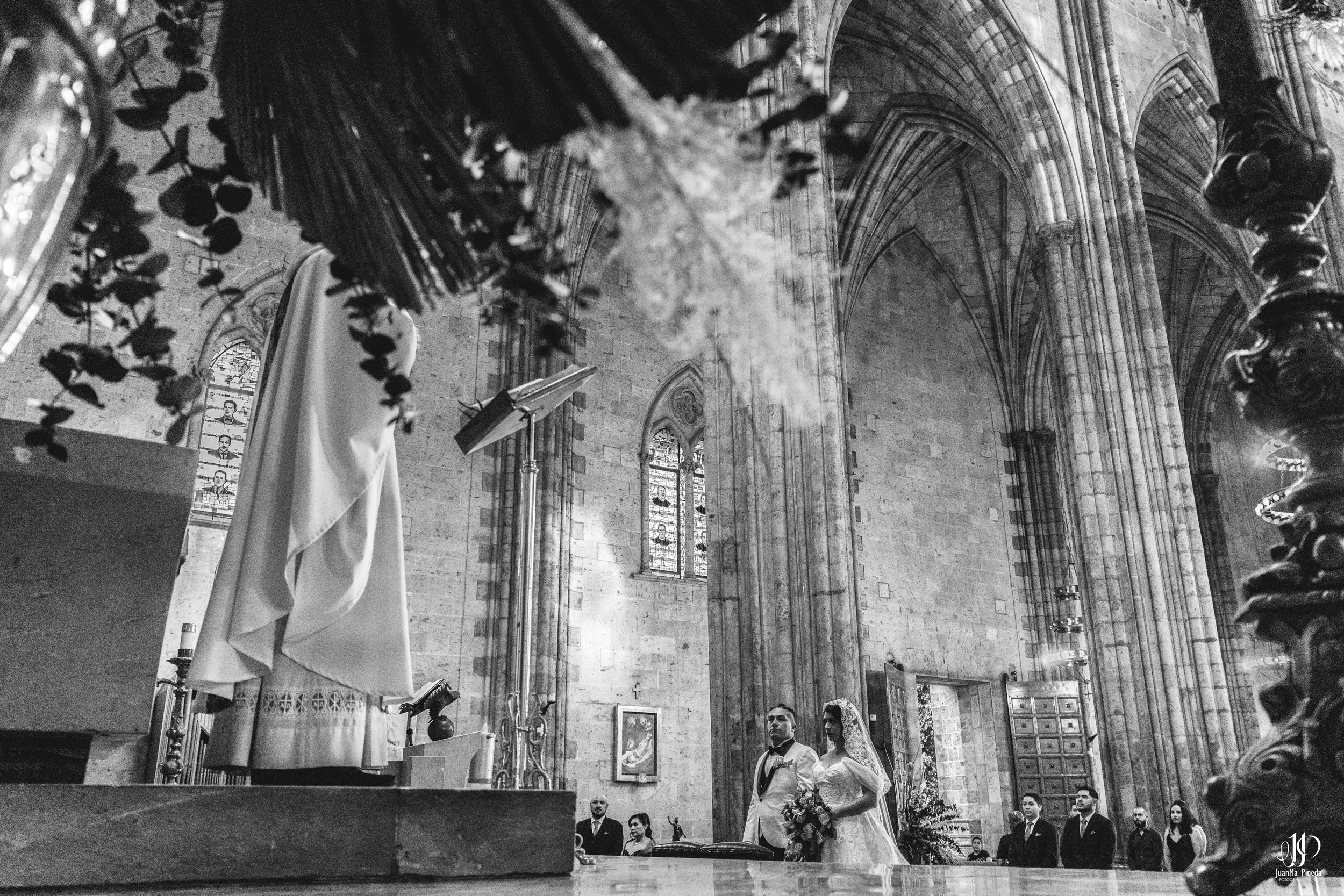 Misa+Expiatorio+Boda-5.jpg