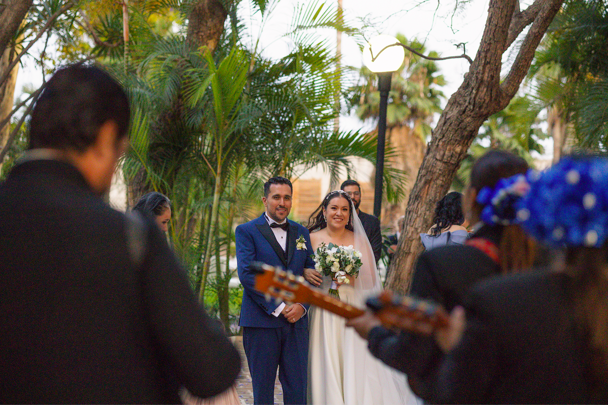 Boda en Maria Reina del Palomar y Hacienda Aquivira