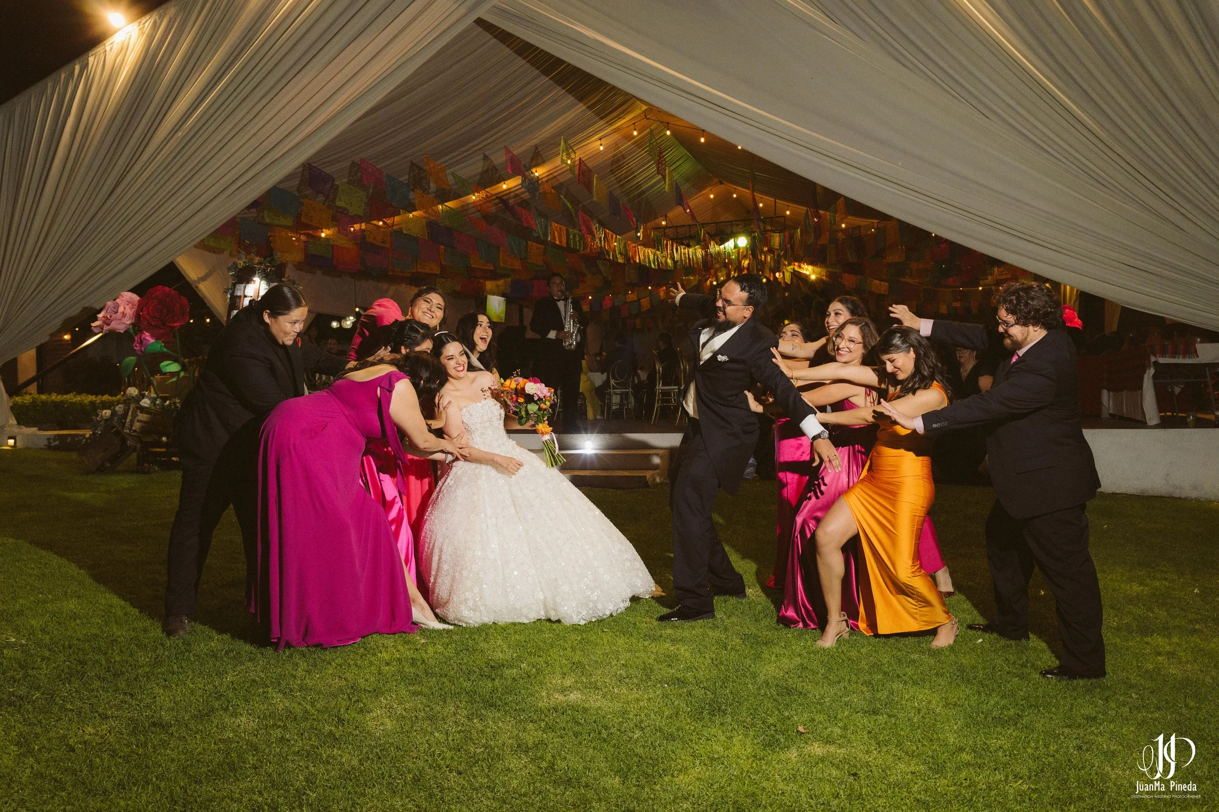 Fiesta+Villa+Encantada-2.jpg