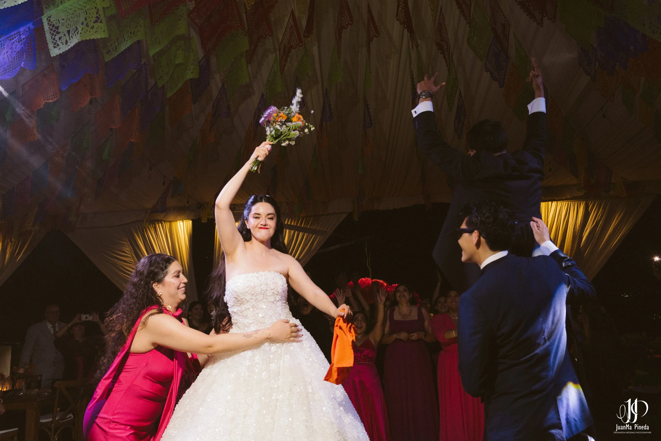 Fiesta+Villa+Encantada-32.jpg