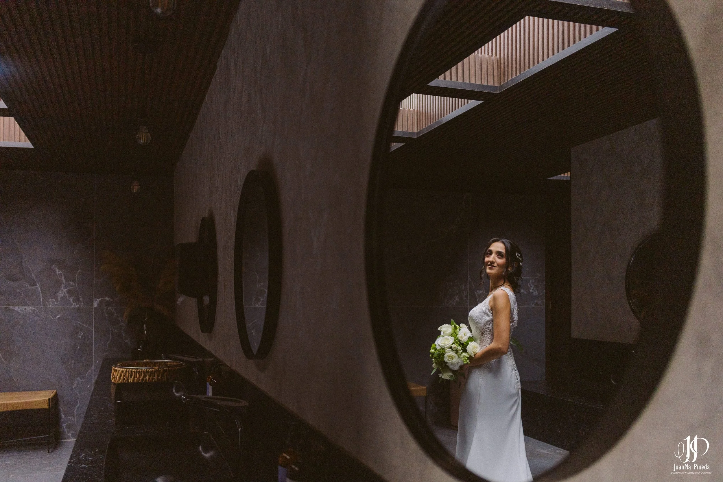 Getting+Ready+Groom-13.jpg