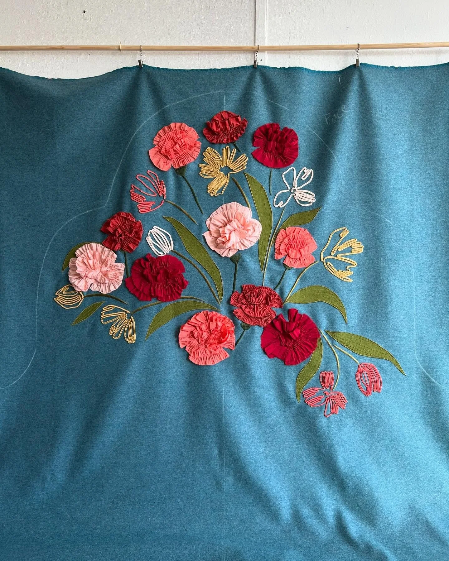 One of my favourite commissions from the end of 2024; a headboard embroidery commission  which started at the beginning if the year, with a colour reference from the clients trainers 😄 and i haven&rsquo;t seen the end result but i had to share this 