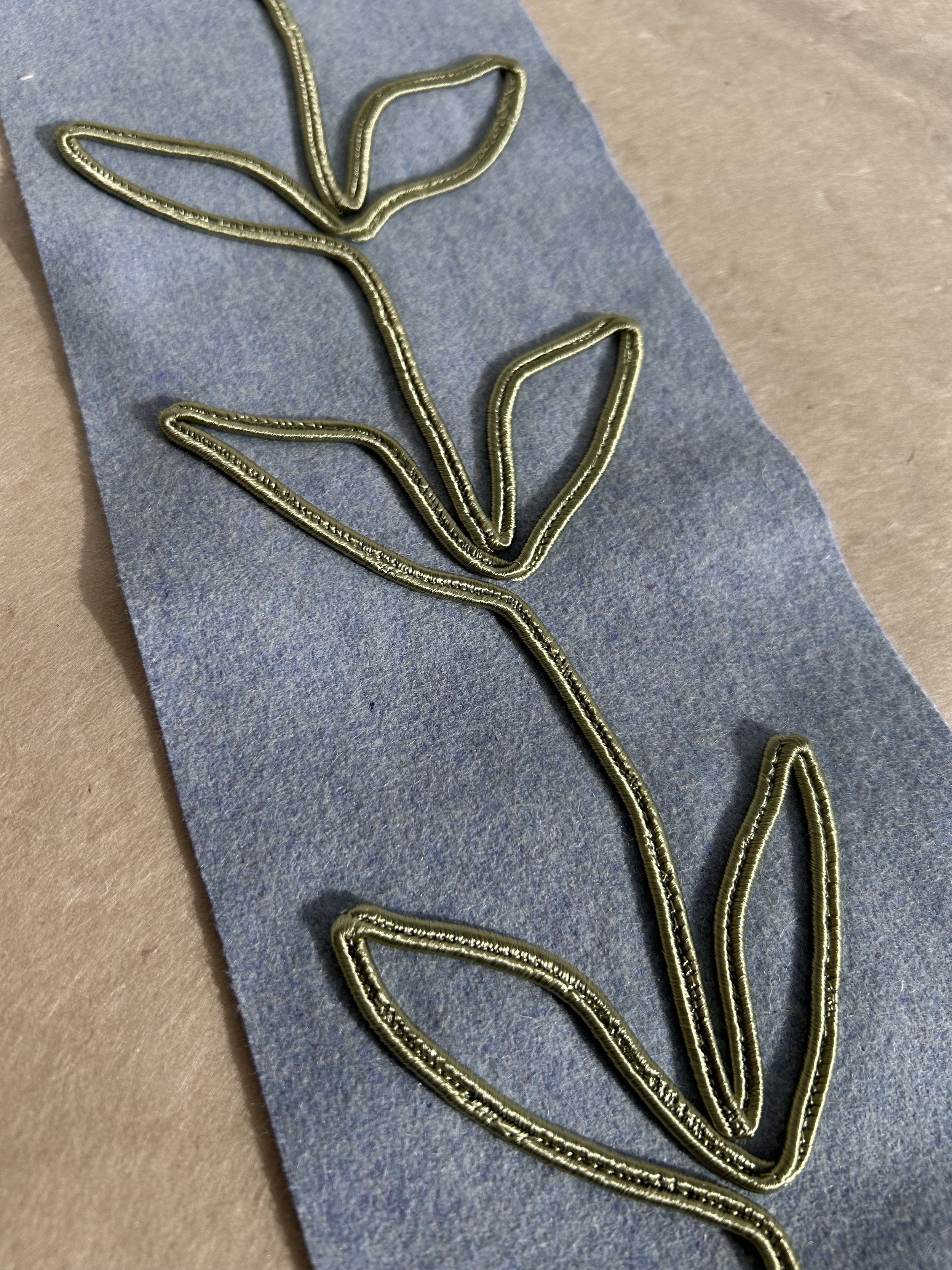 Vine leaves - lora avedian 1.jpg