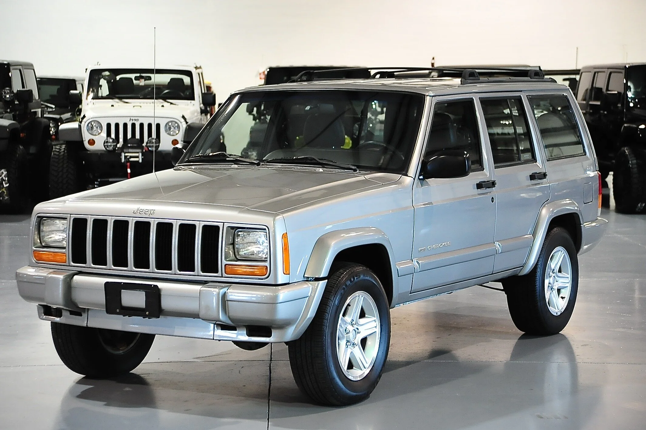 Cherokee XJ Sport — Davis AutoSports