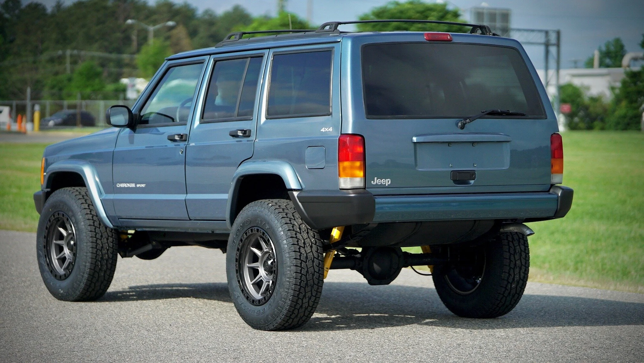 Cherokee XJ Sport — Davis AutoSports