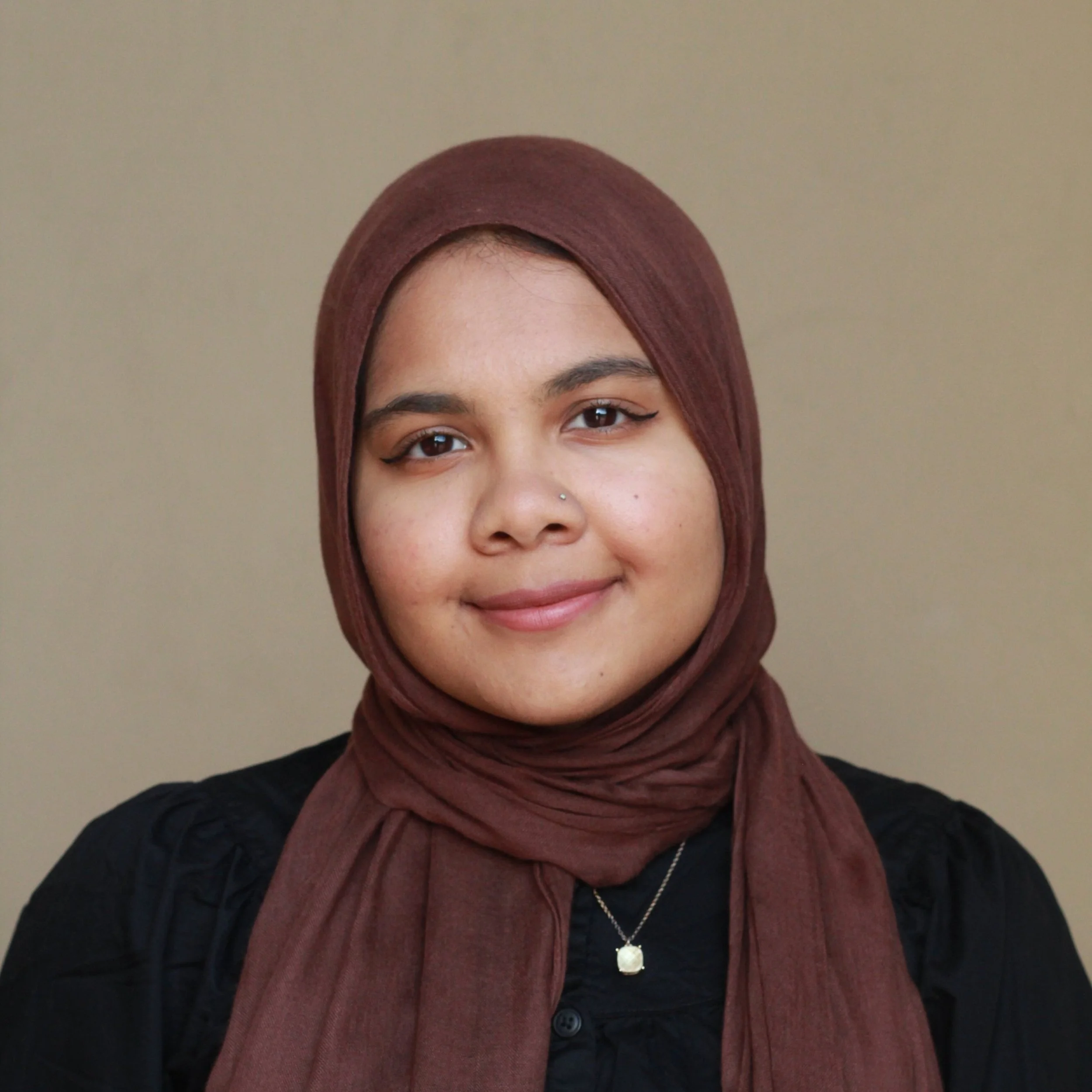 Najia_bestheadshot.jpg