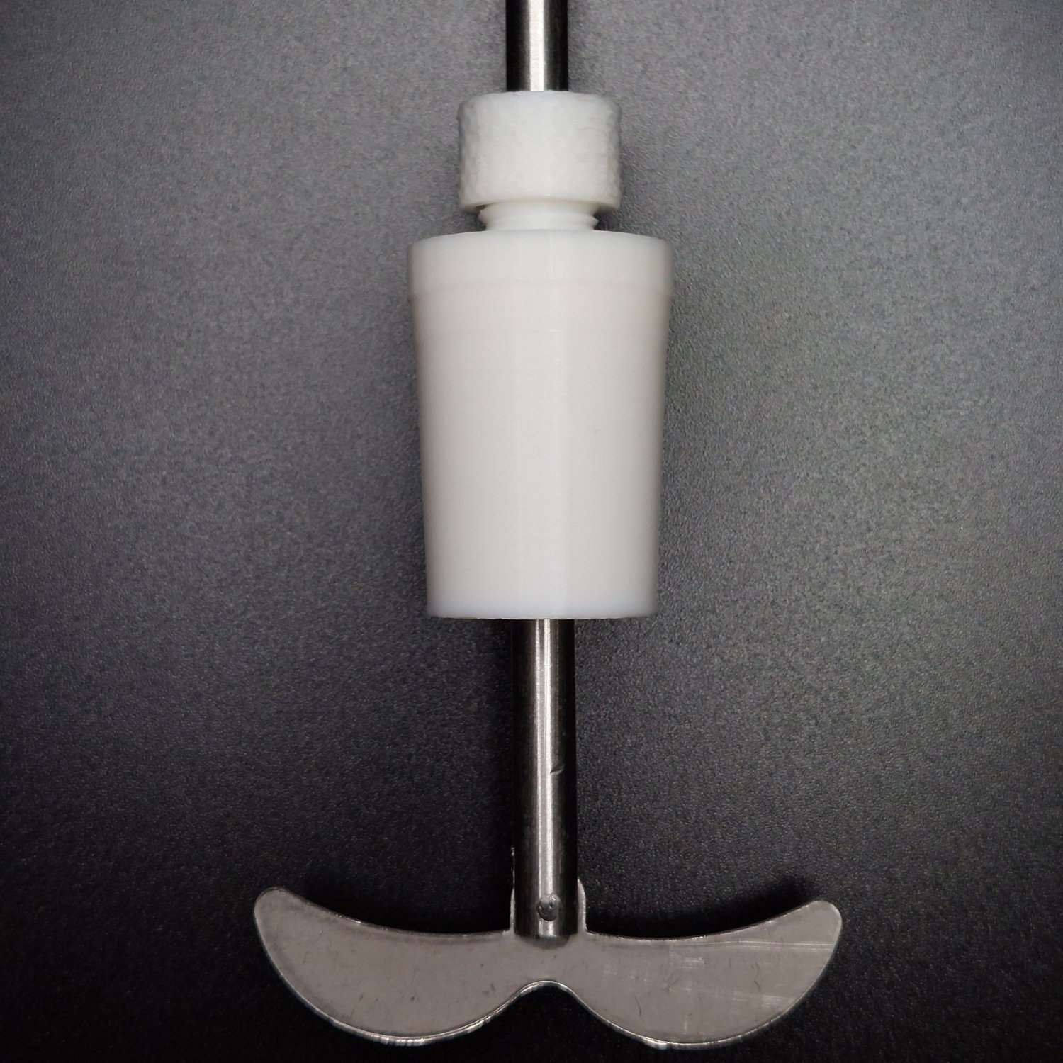 Cropped 24_40 SS Stirrer Top View.jpg