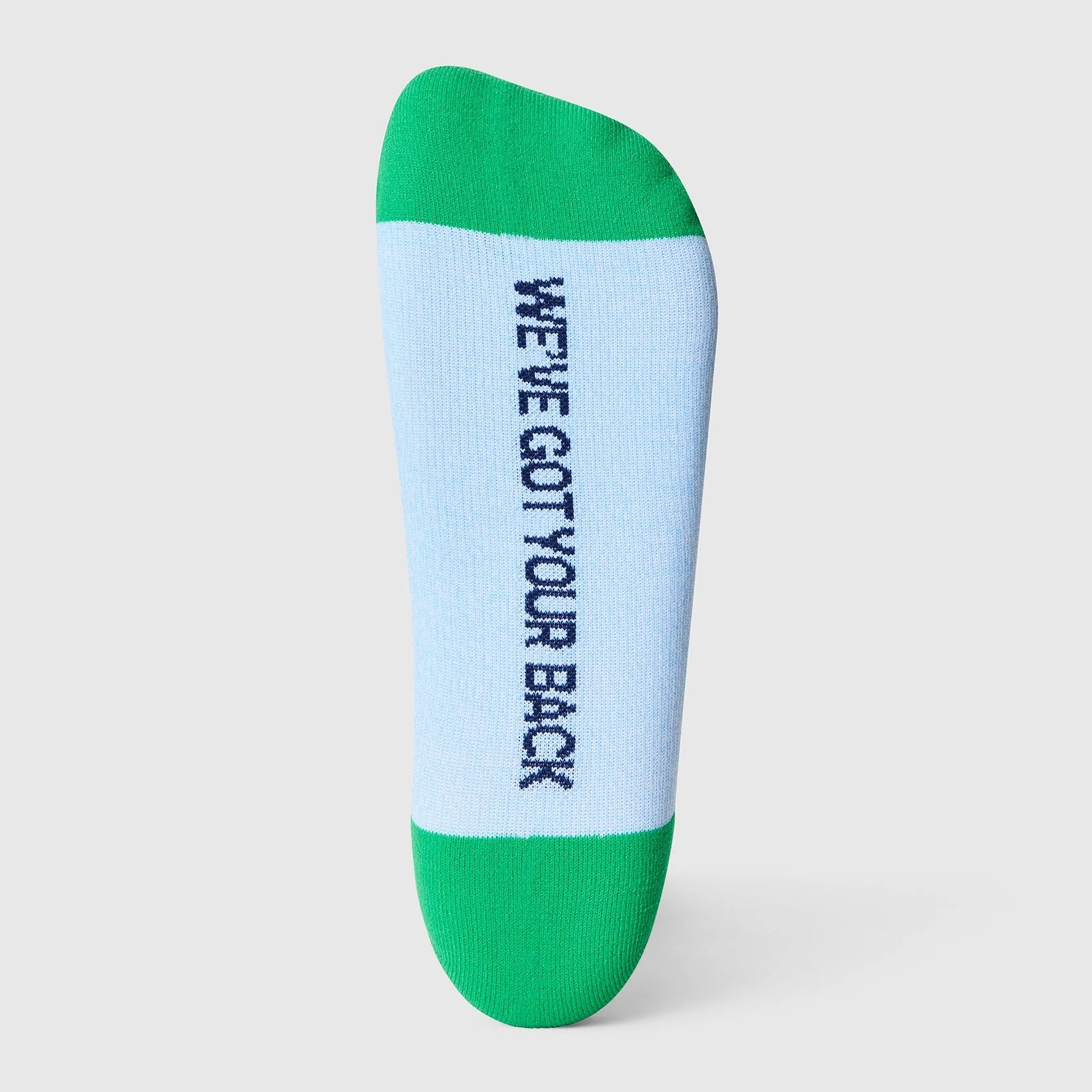 2025_Q3_08_SAPPHIRE_COMPRESSION-SOCKS_GHOST_0330.jpg